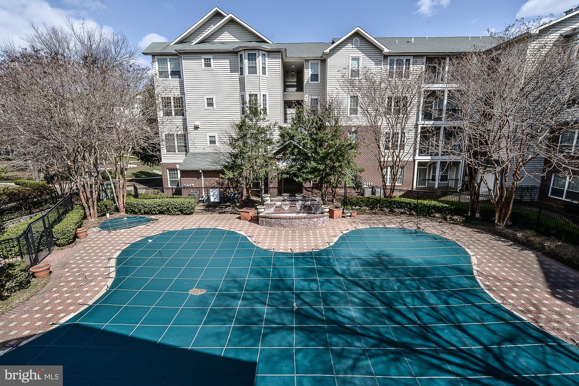 GATES OF MCLEAN - Residential