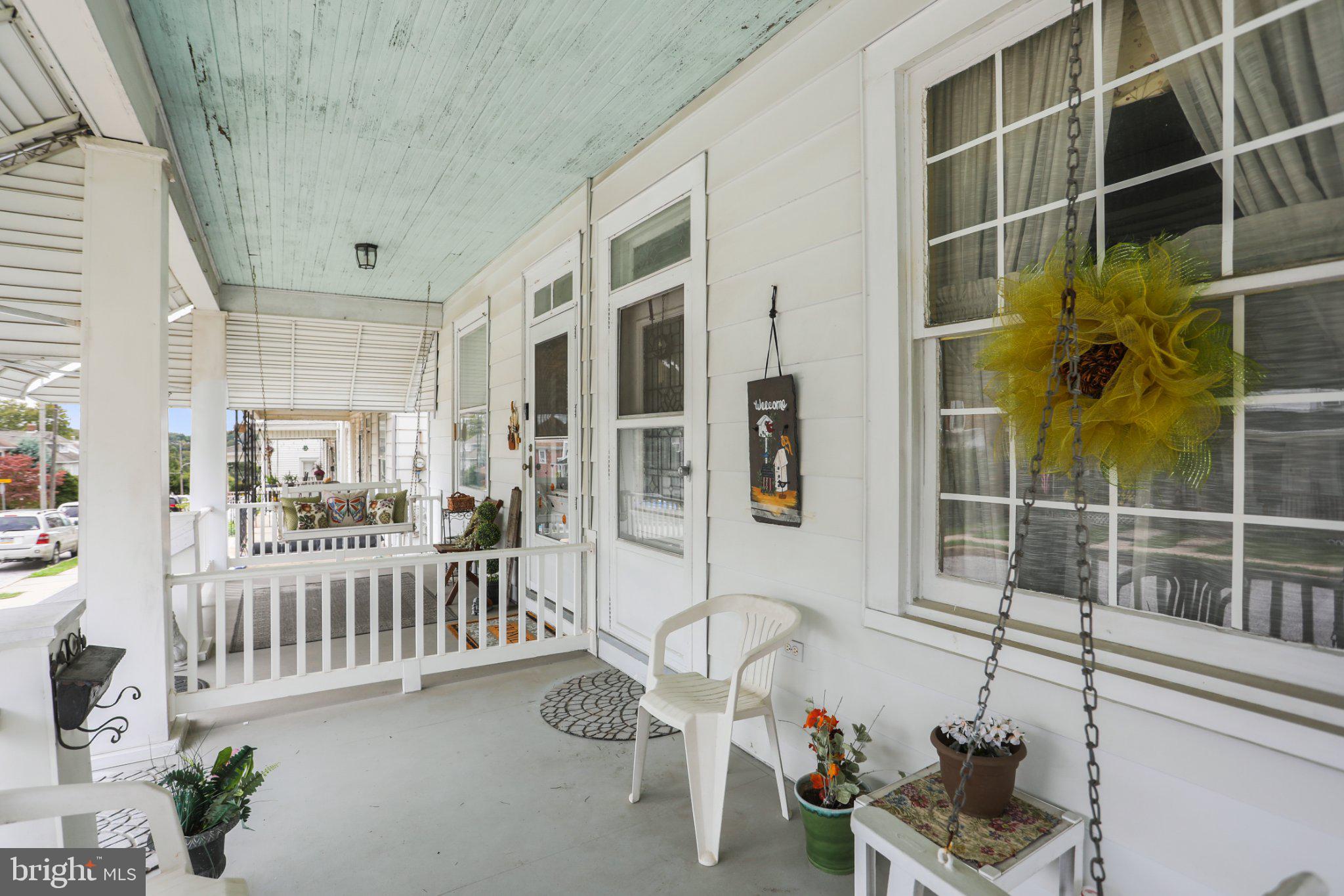 211 W HIGH STREET