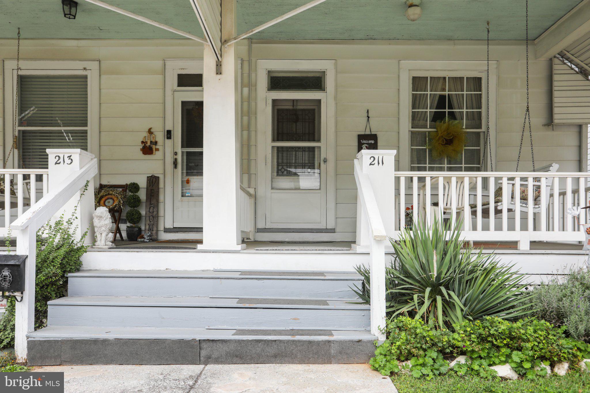 211 W HIGH STREET