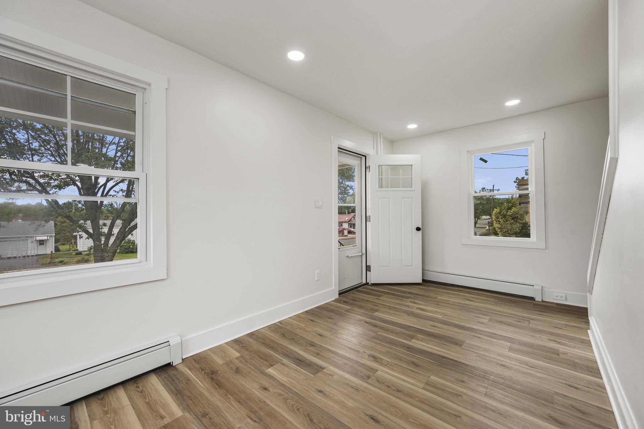 SHILLINGTON - Residential