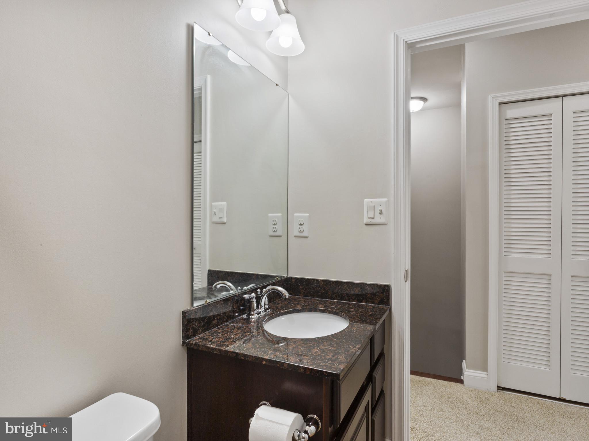 HOWARD SQUARE - Residential