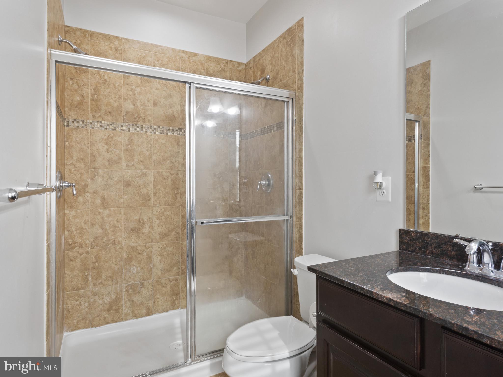 HOWARD SQUARE - Residential