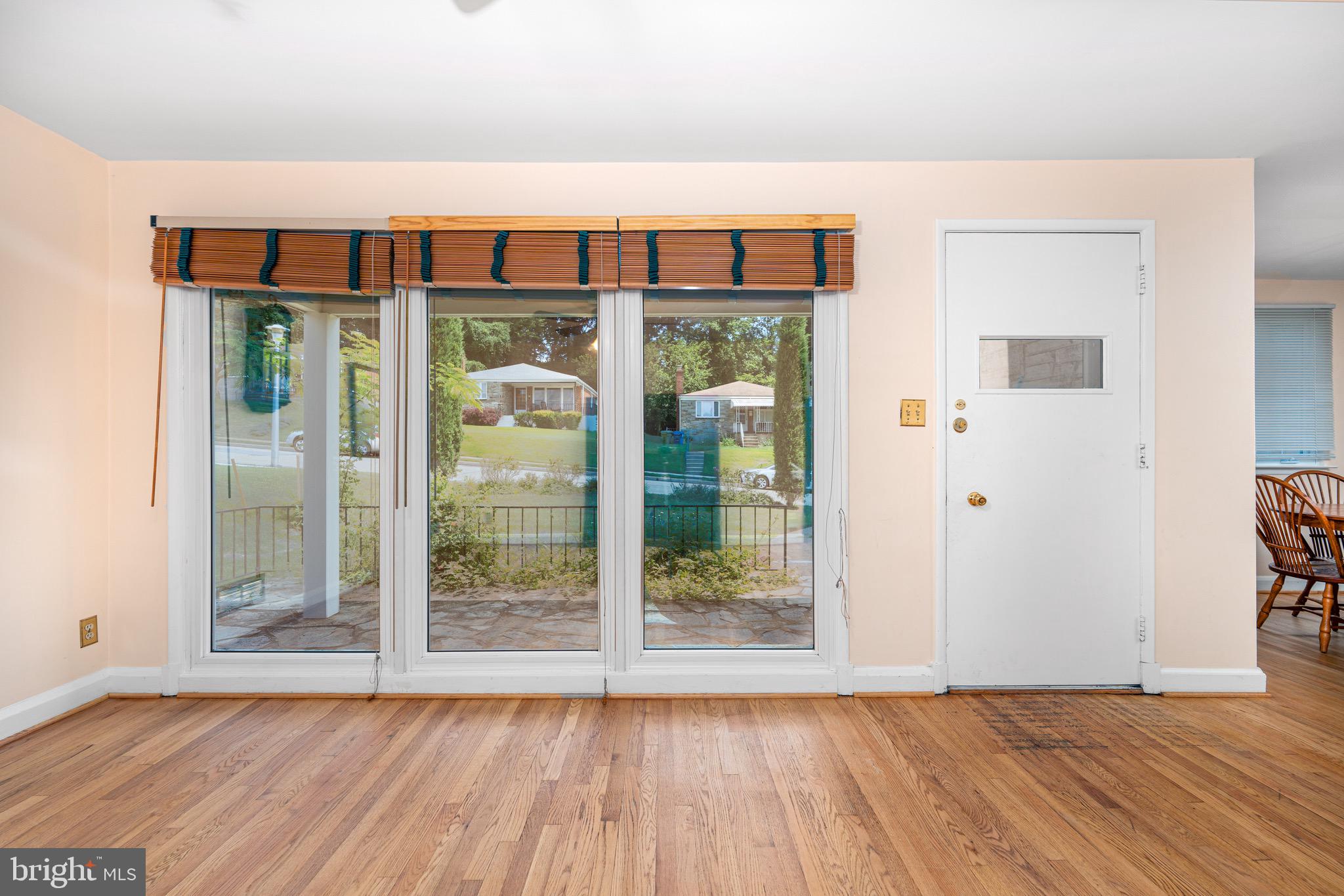 CROSS COUNTRY - Residential Lease