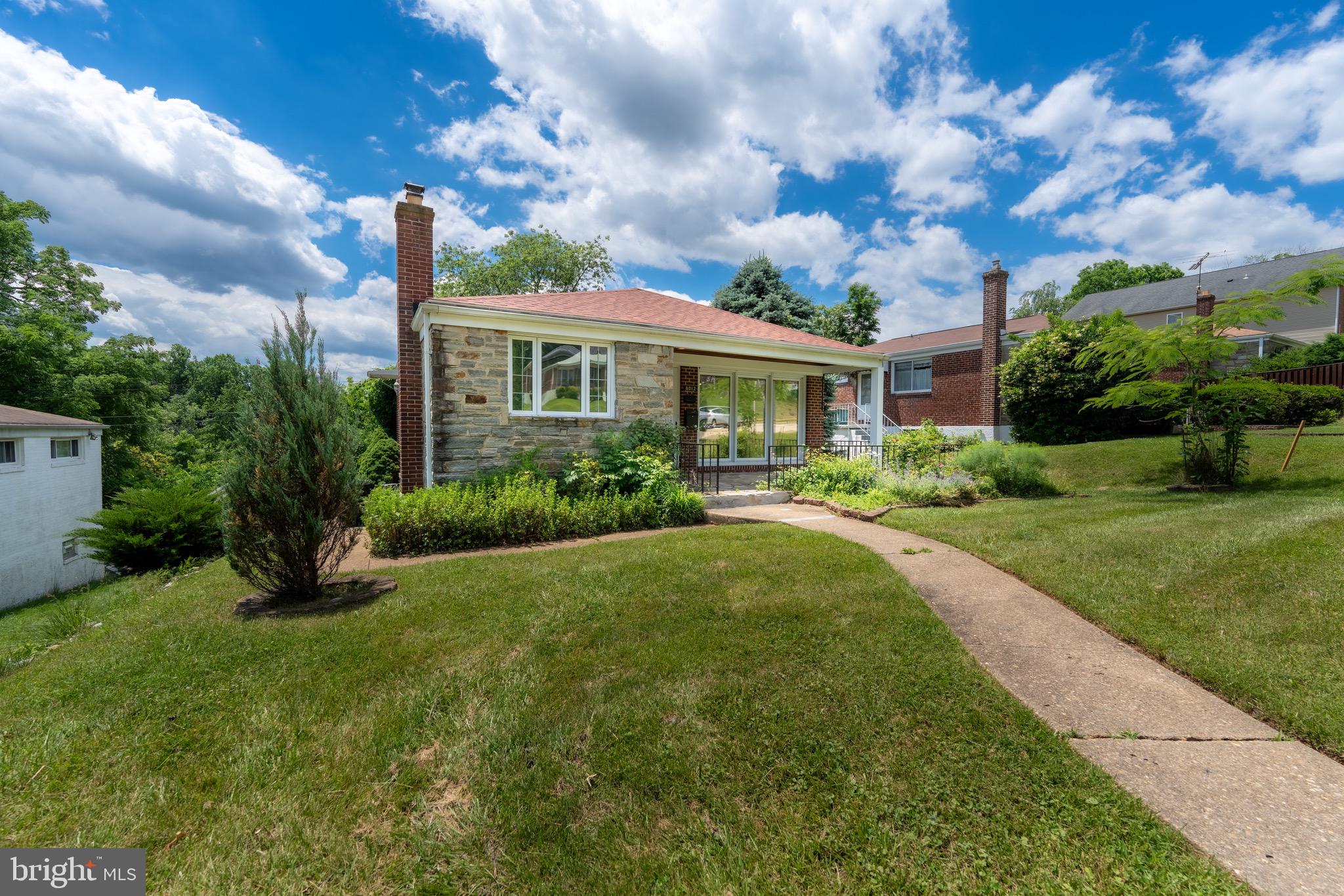 CROSS COUNTRY - Residential Lease