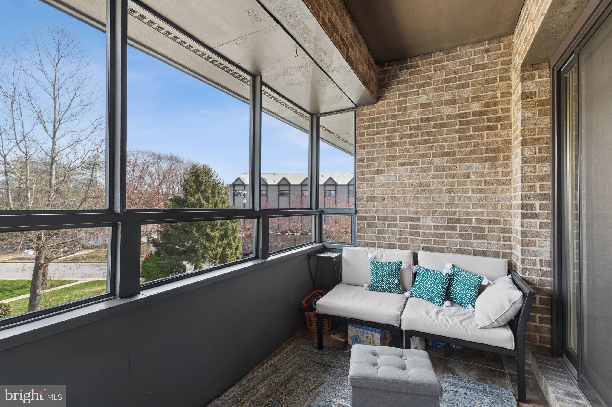 MARINERS COVE - Residential