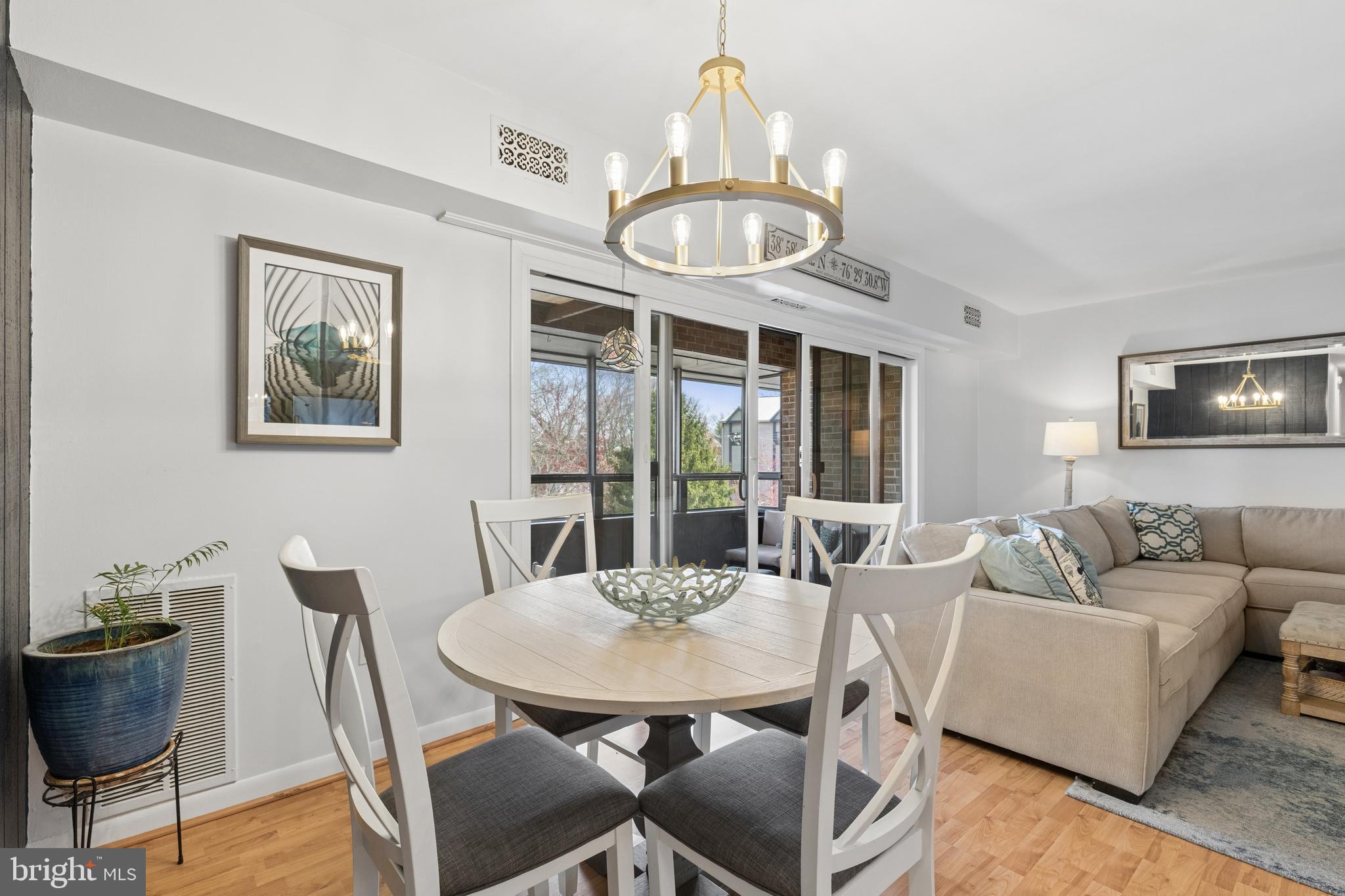 MARINERS COVE - Residential