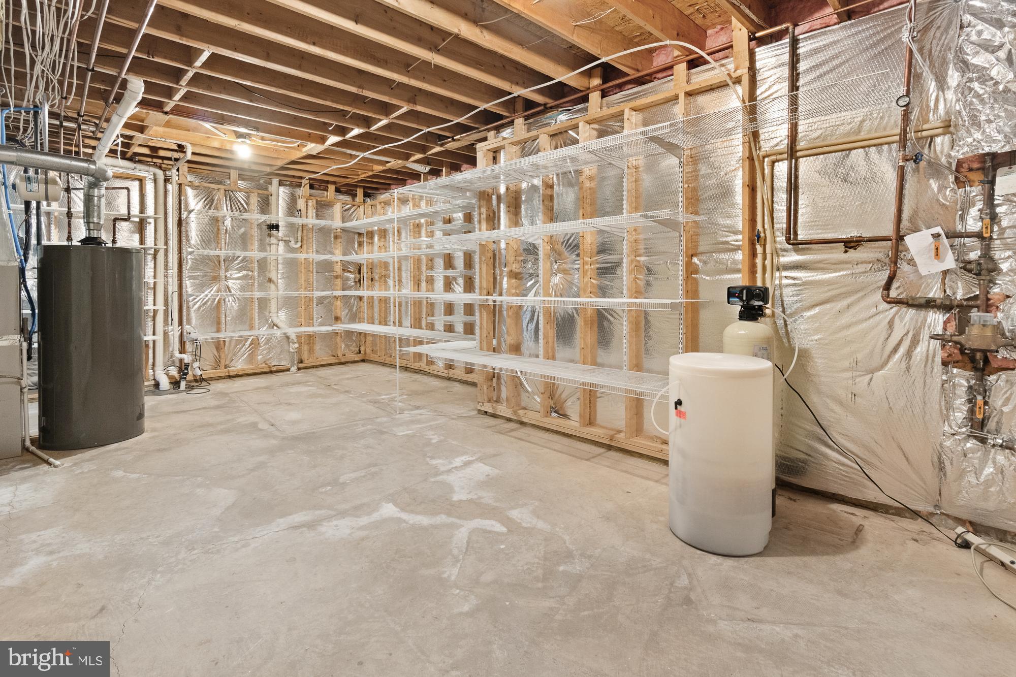 WOODS AT TAMA - Residential