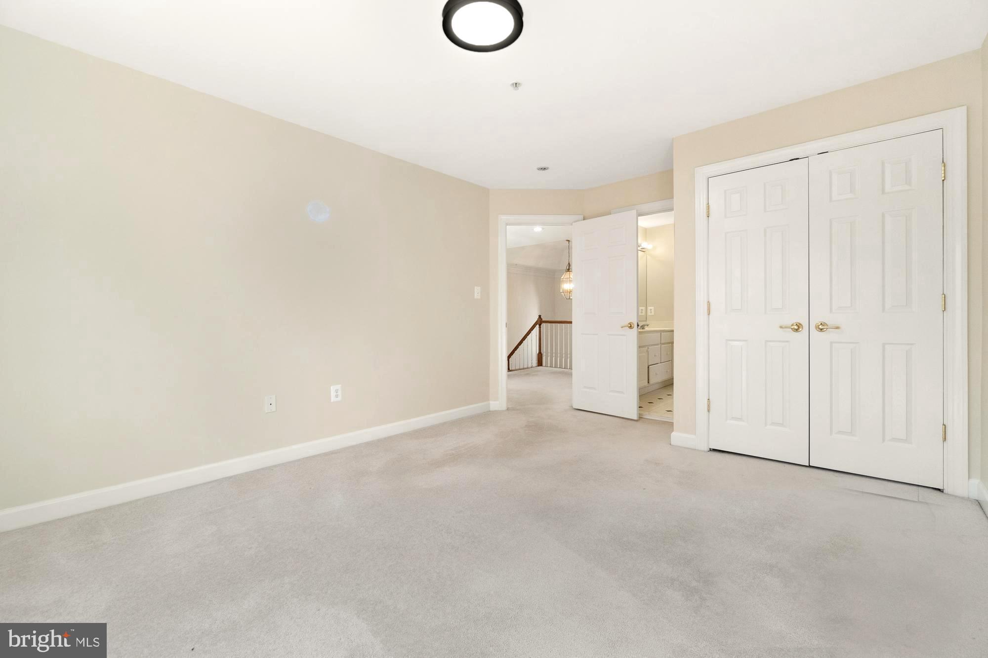 WOODS AT TAMA - Residential