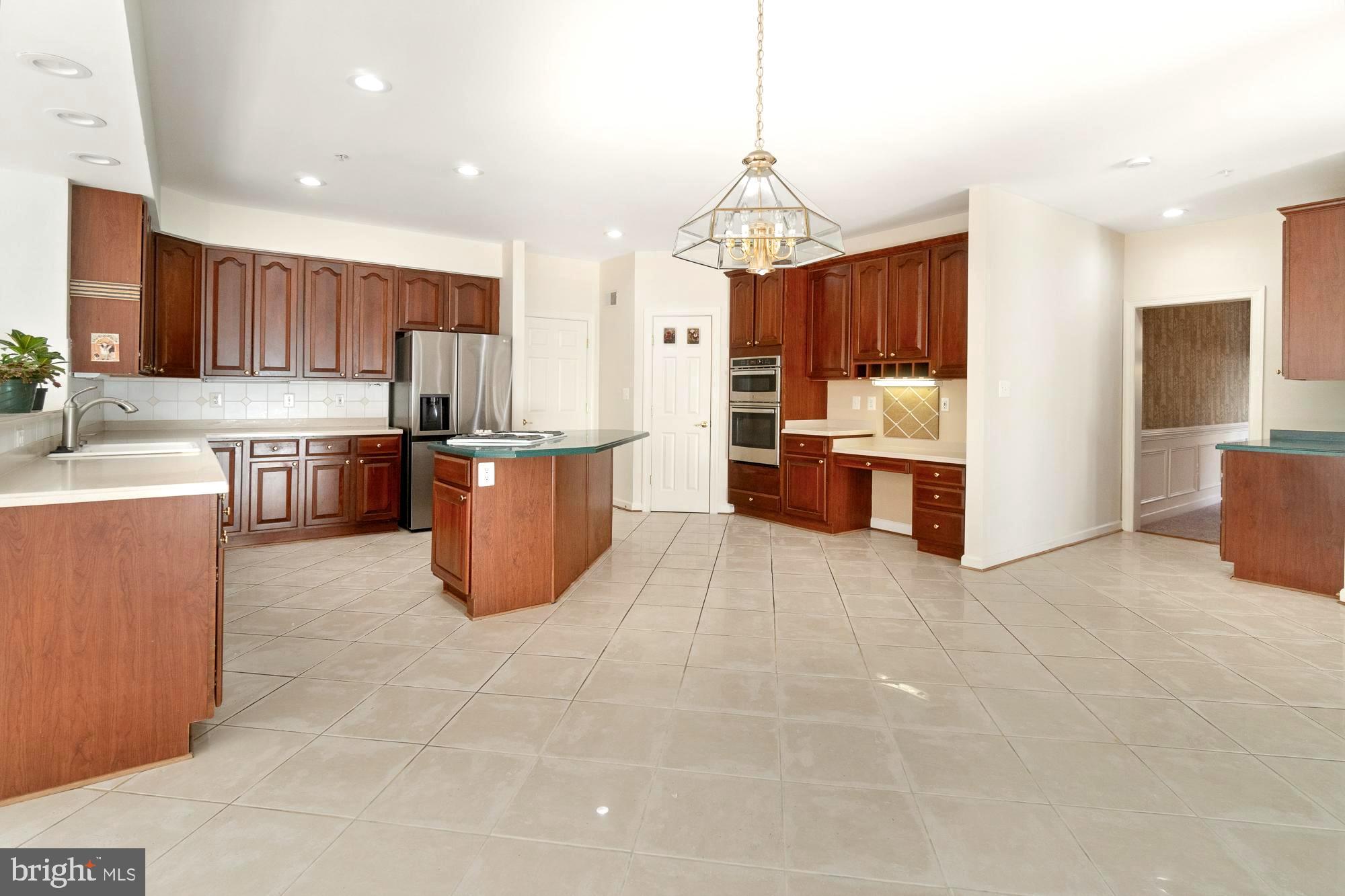 WOODS AT TAMA - Residential