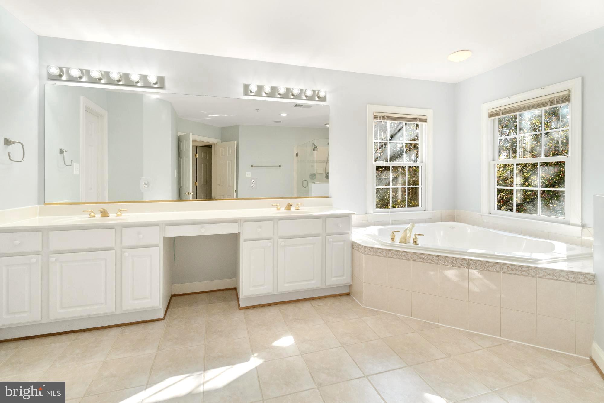 WOODS AT TAMA - Residential