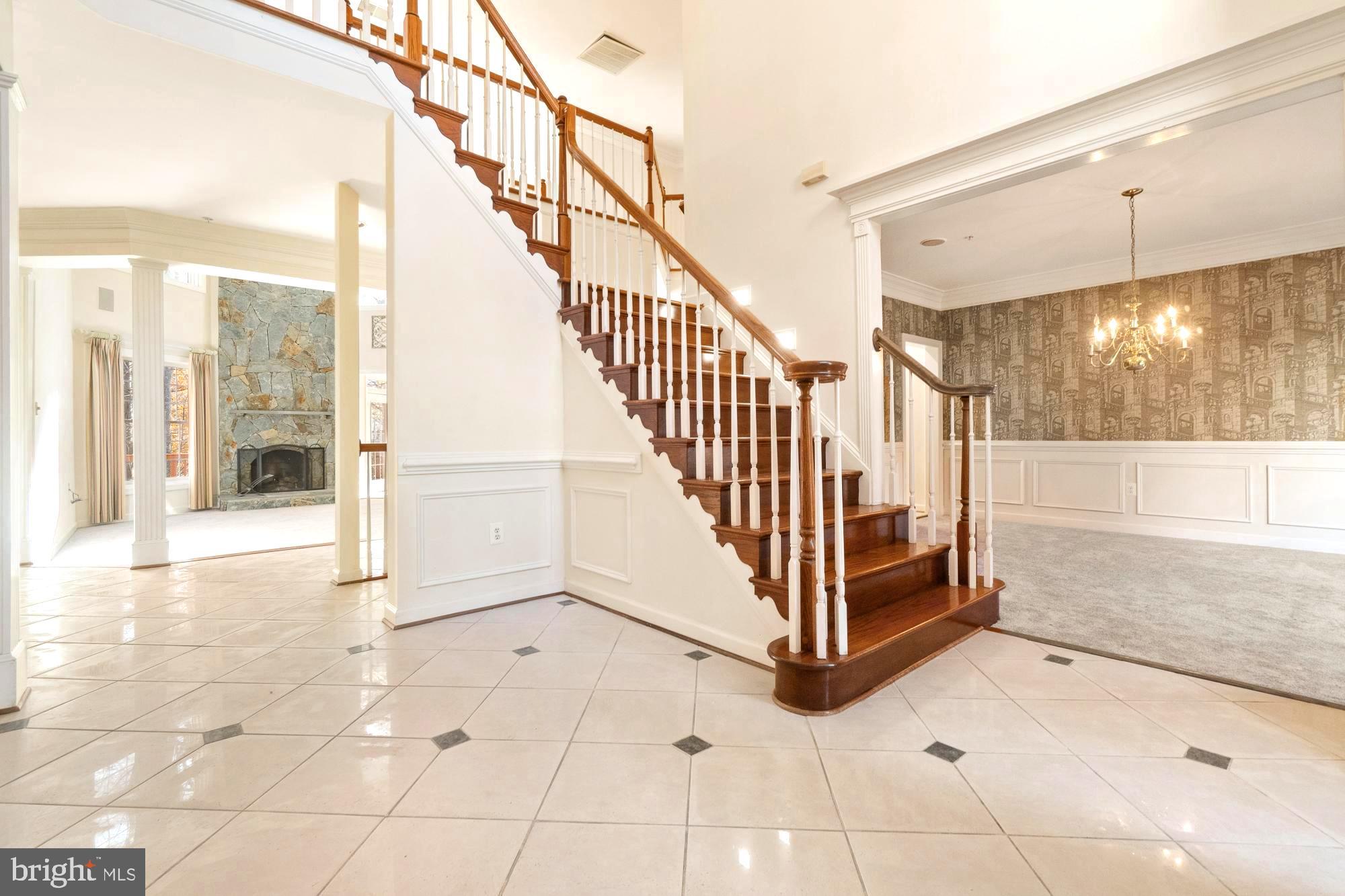 WOODS AT TAMA - Residential