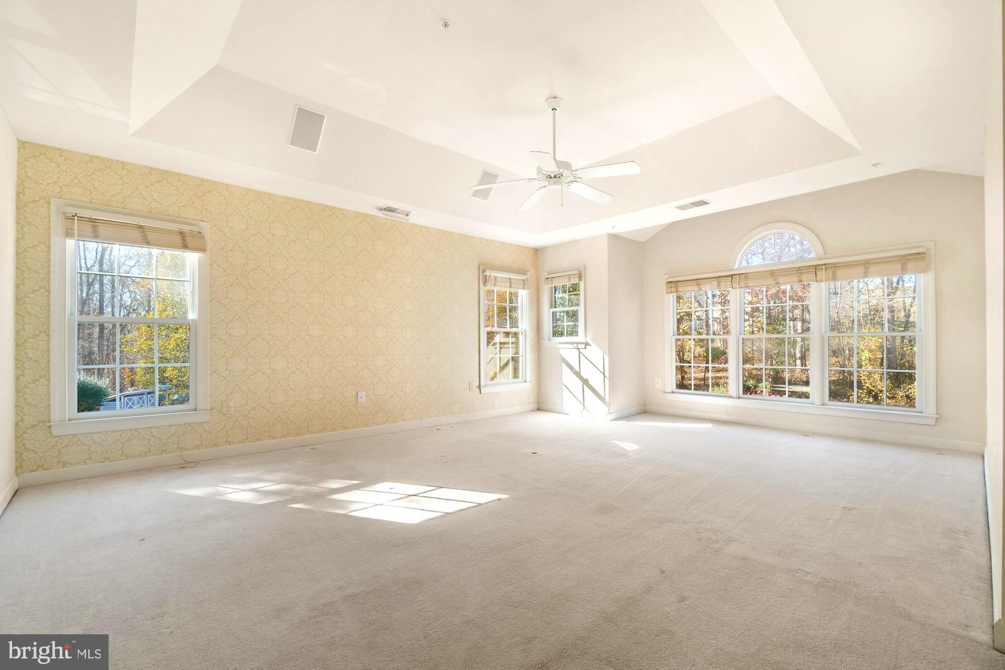 WOODS AT TAMA - Residential