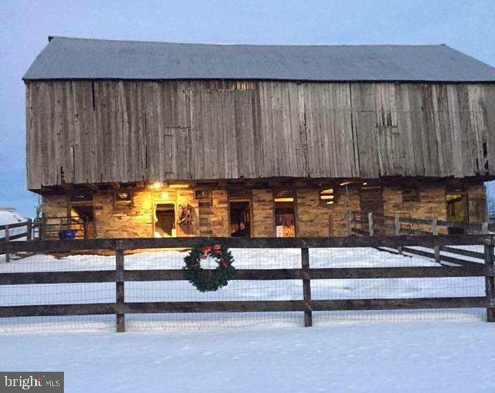 MIDDLETOWN - Residential