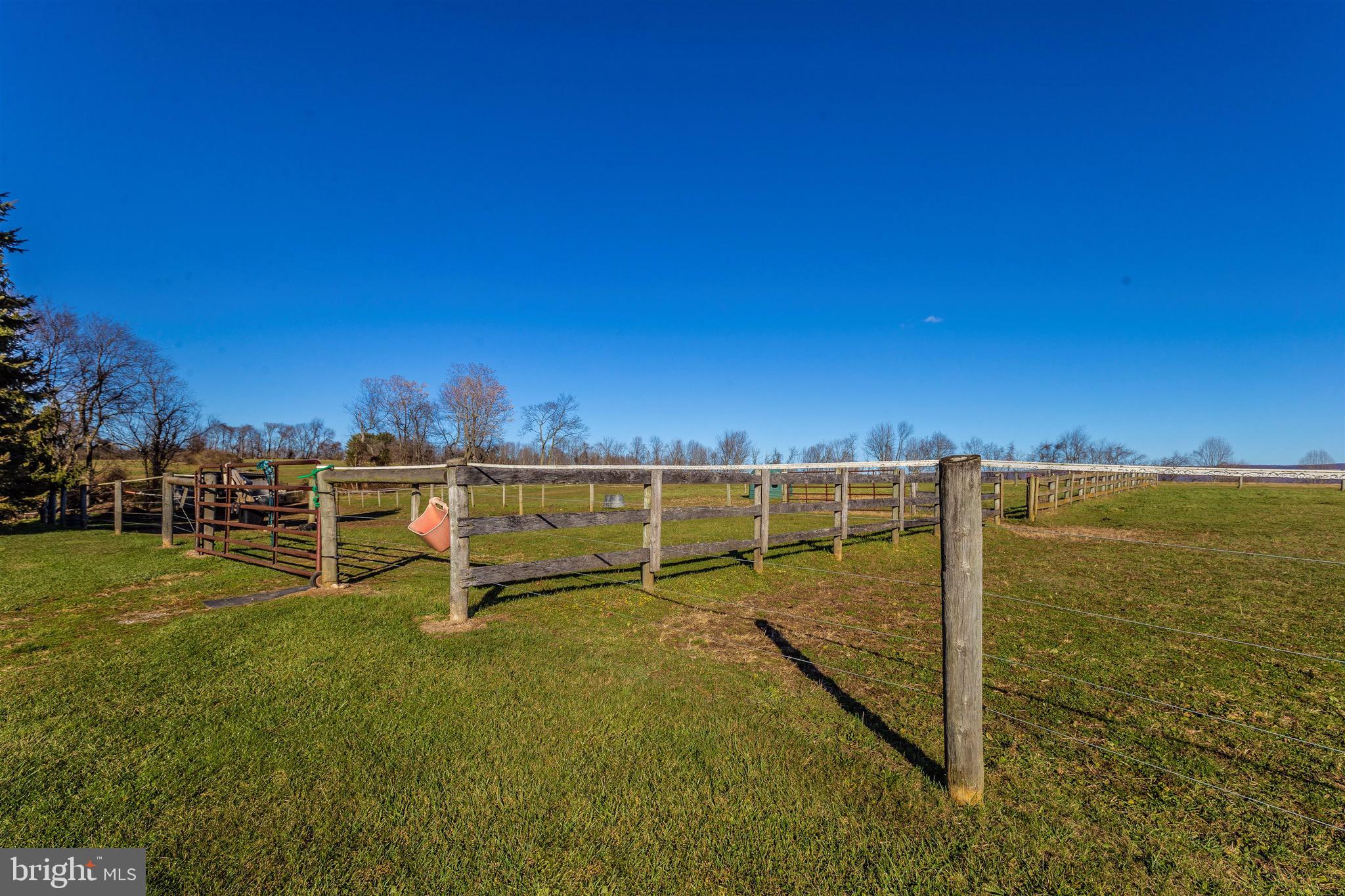 MIDDLETOWN - Residential