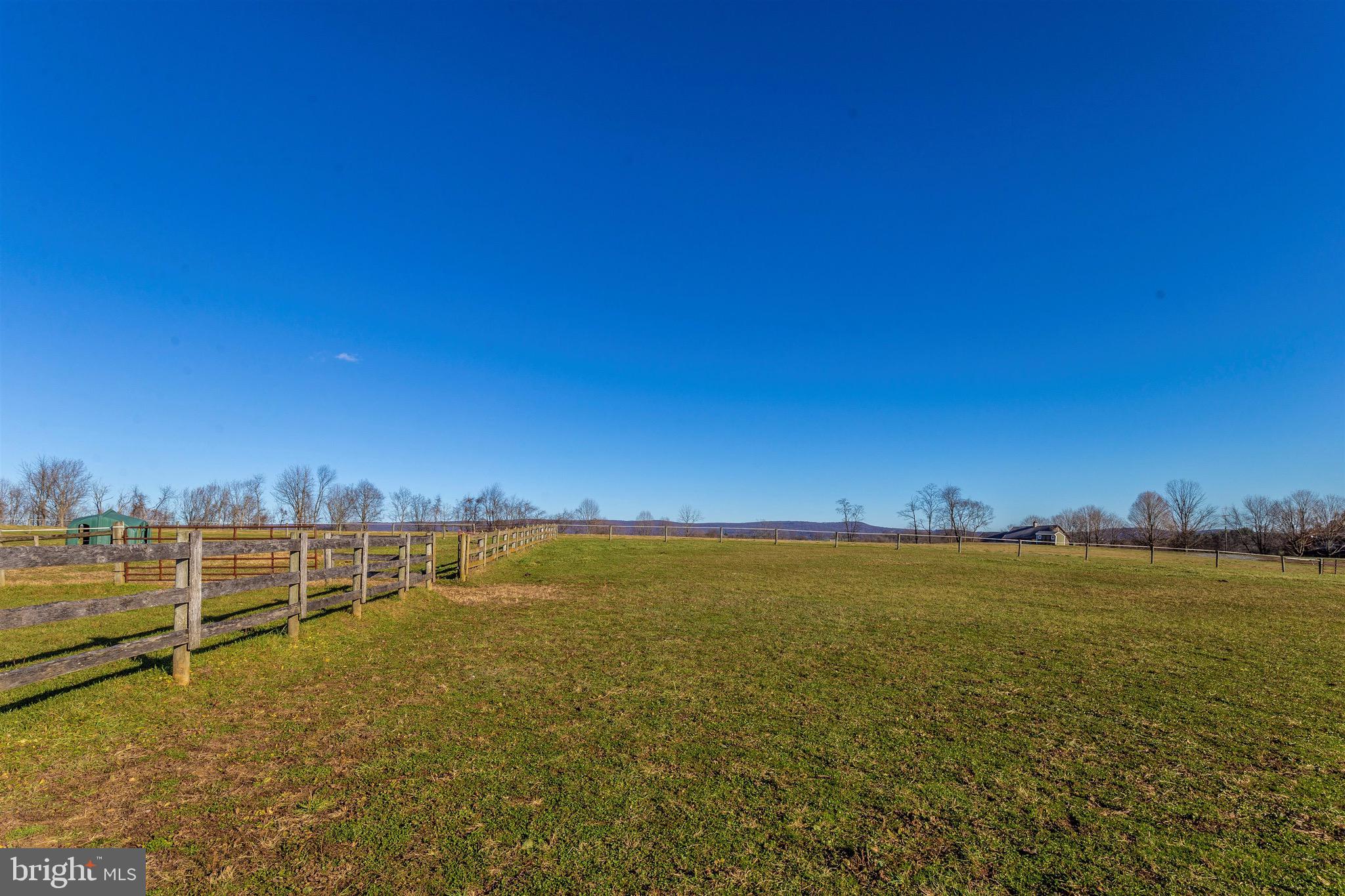 MIDDLETOWN - Residential