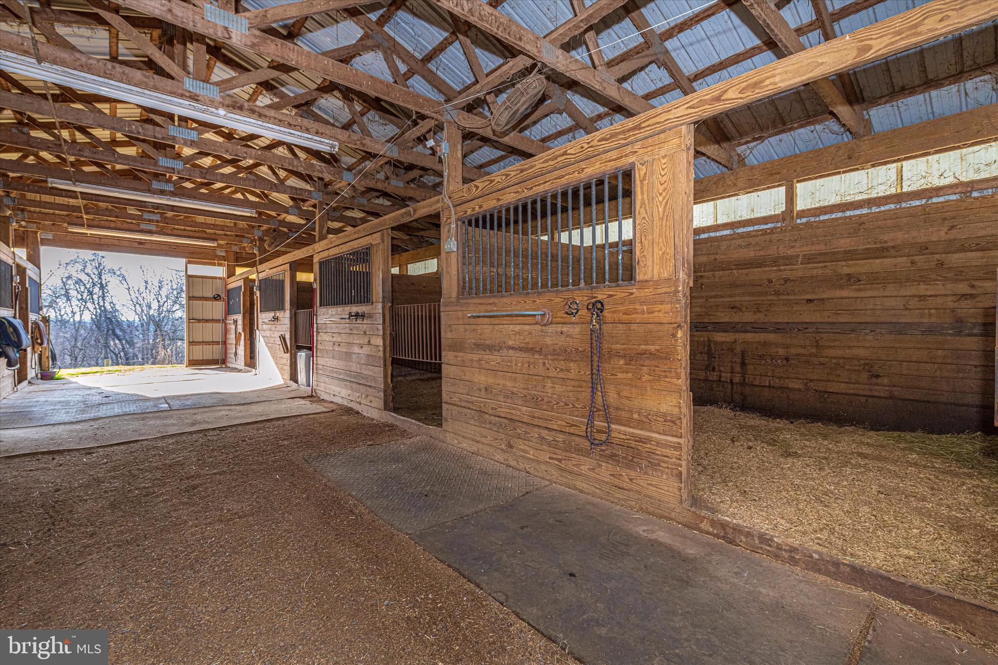 MIDDLETOWN - Residential