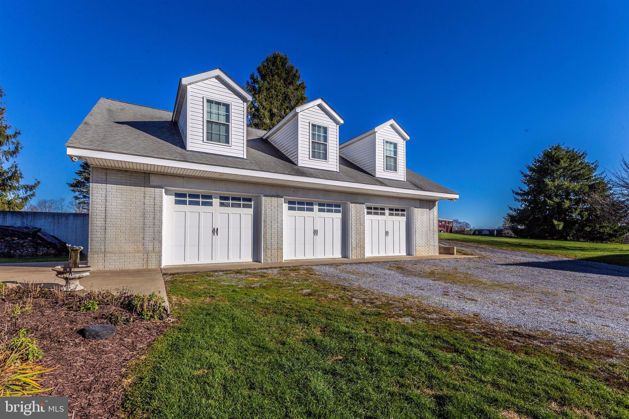 MIDDLETOWN - Residential