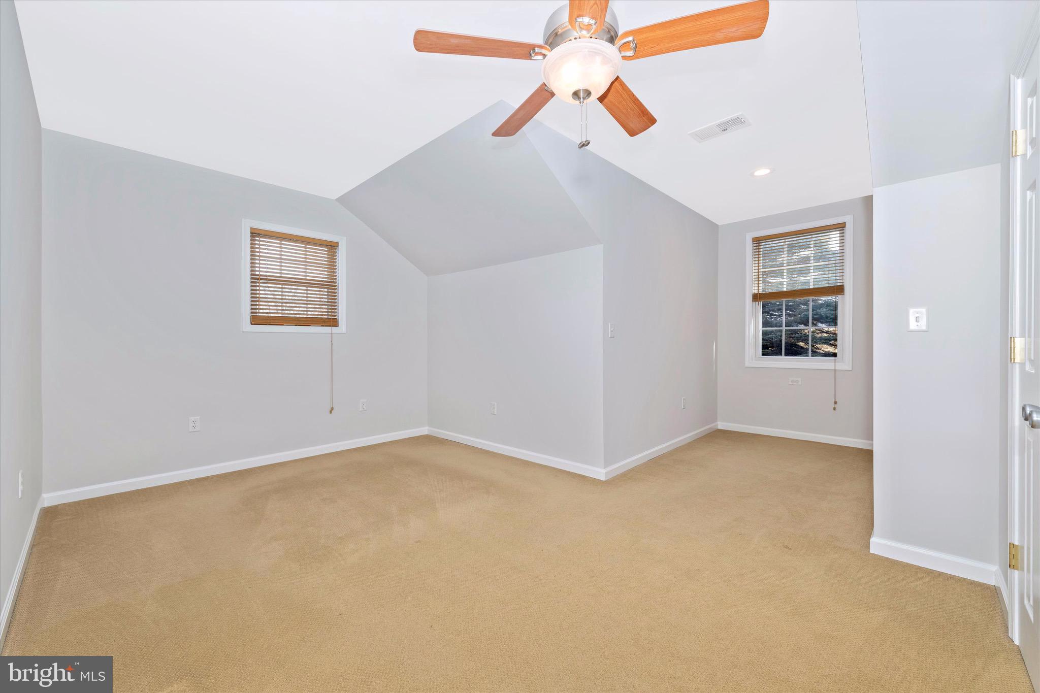 MIDDLETOWN - Residential