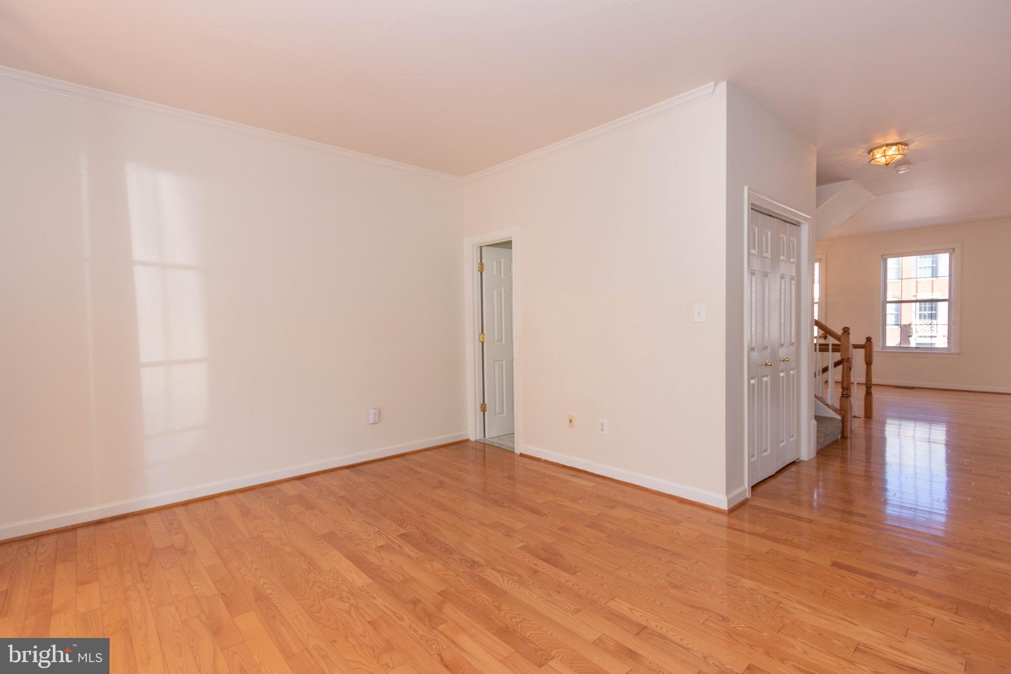 HIGHLAND OAKS - Residential Lease