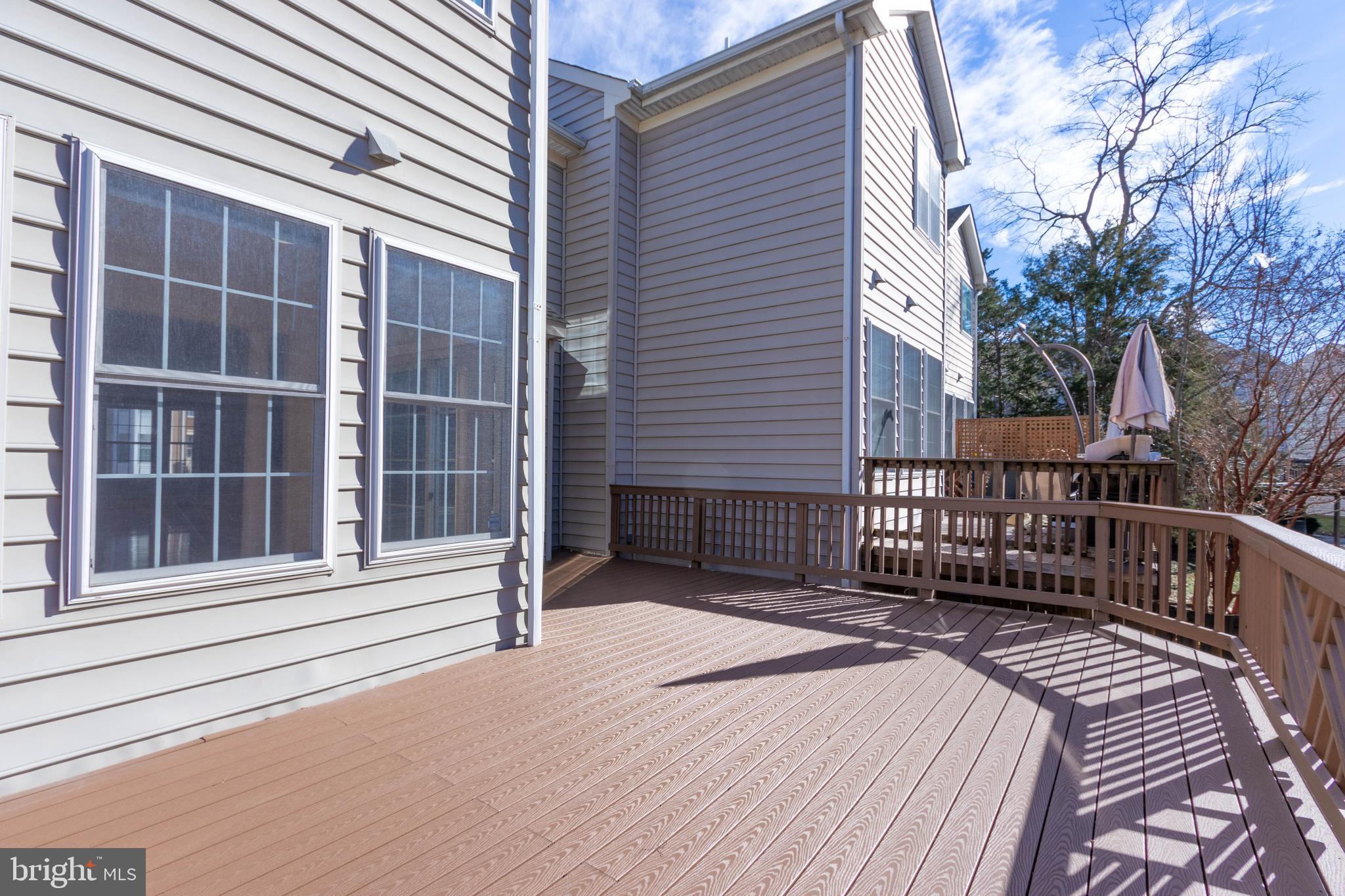 HIGHLAND OAKS - Residential Lease