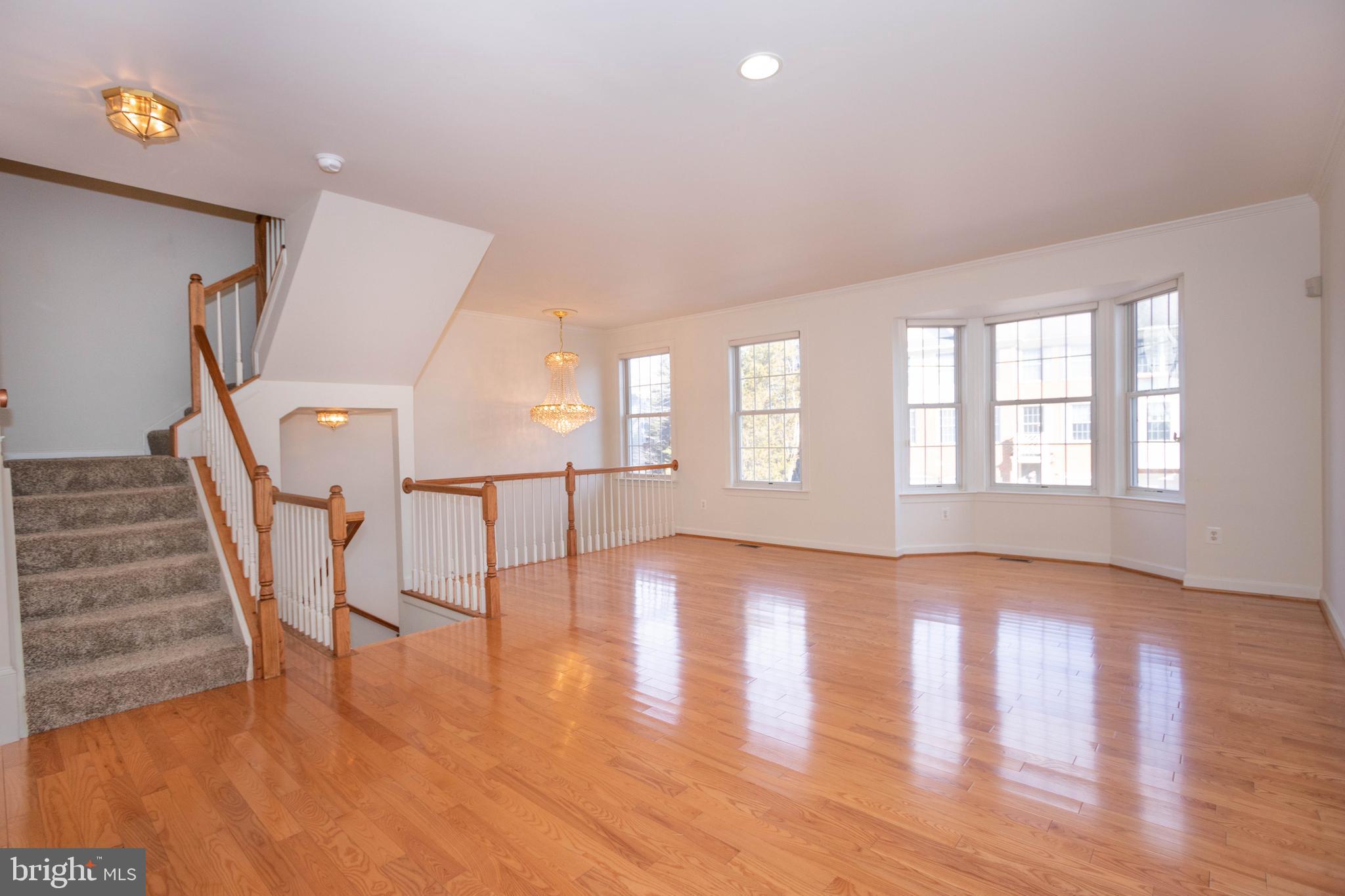 HIGHLAND OAKS - Residential Lease