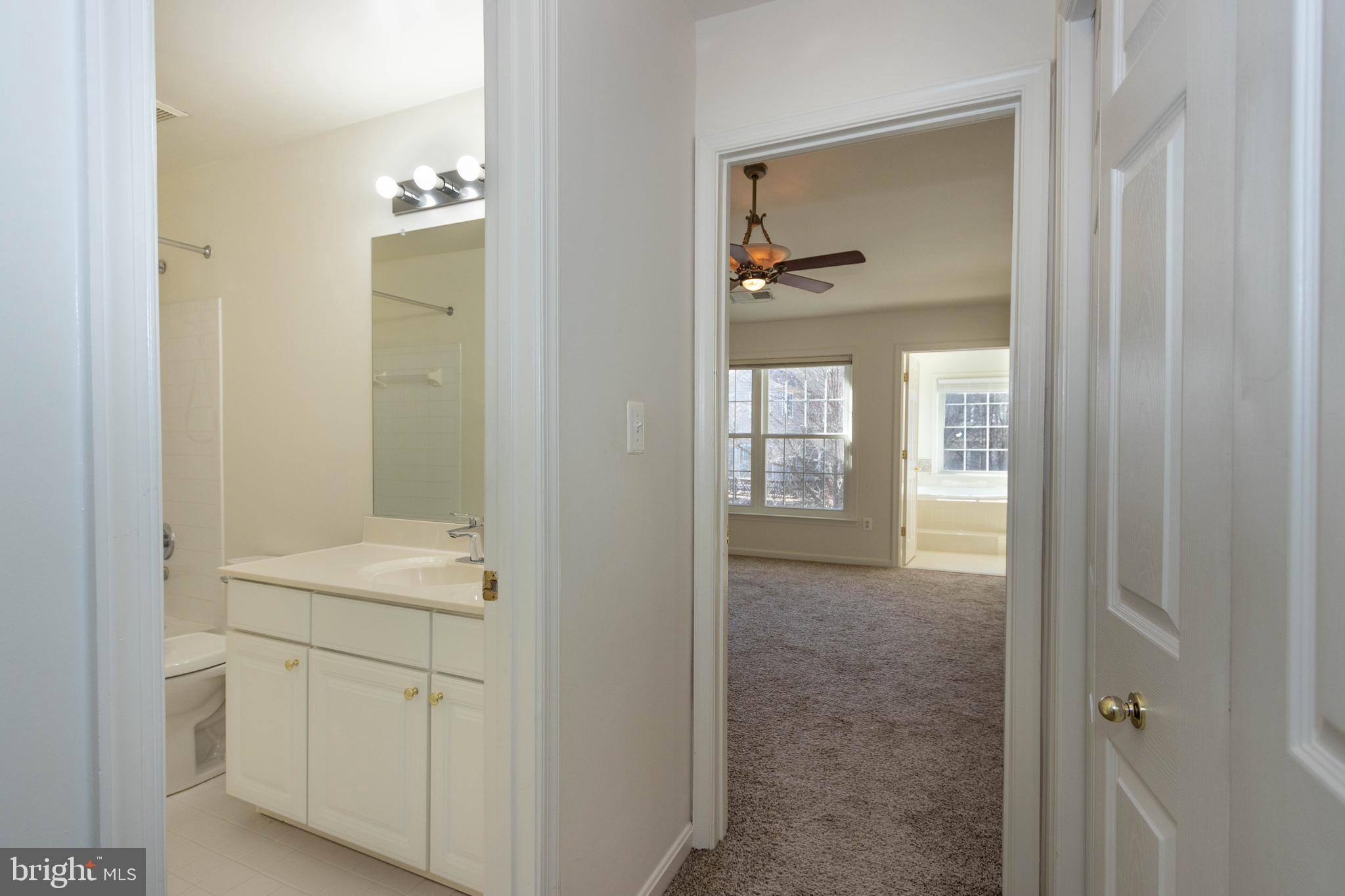 HIGHLAND OAKS - Residential Lease