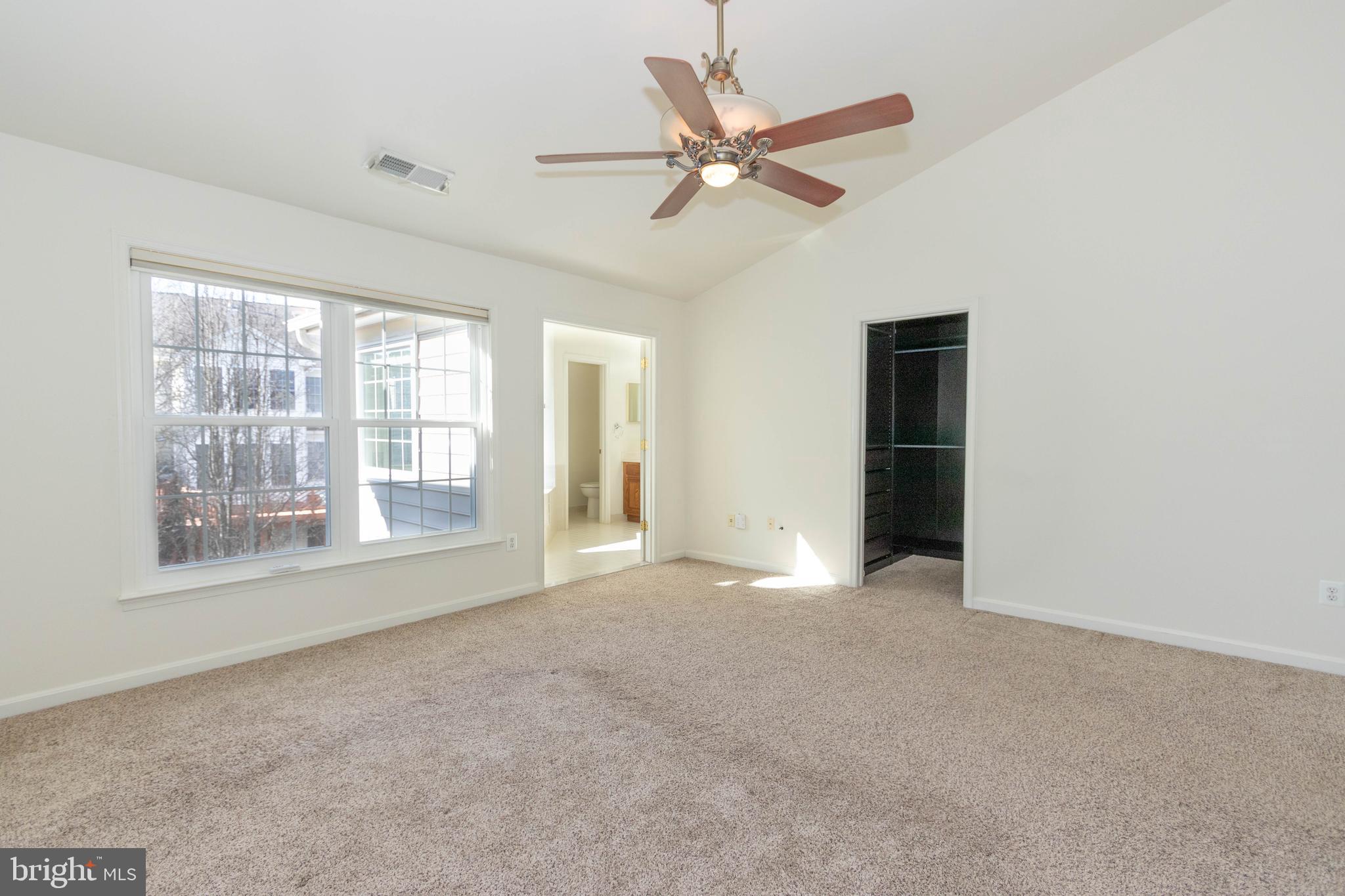 HIGHLAND OAKS - Residential Lease