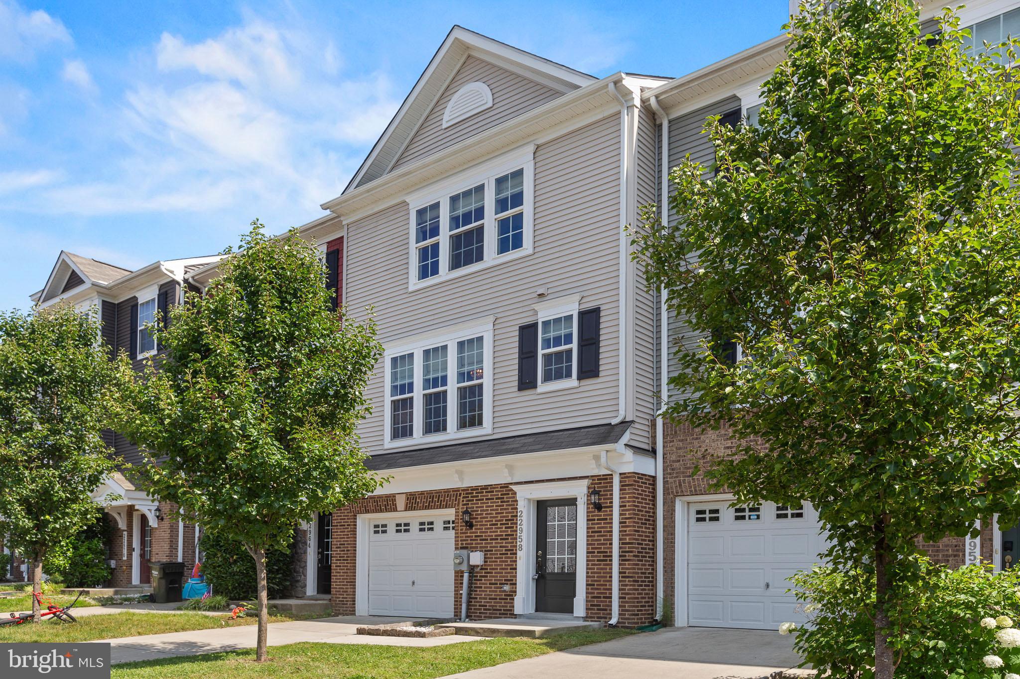 22958 MOUNTAIN LAUREL LANE