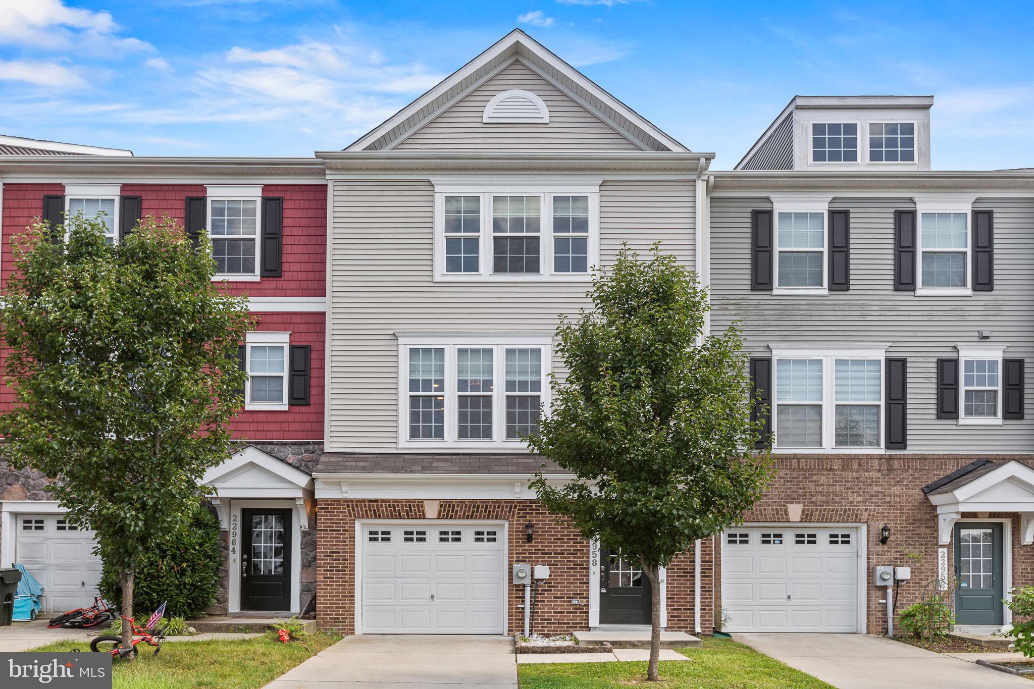 22958 MOUNTAIN LAUREL LANE