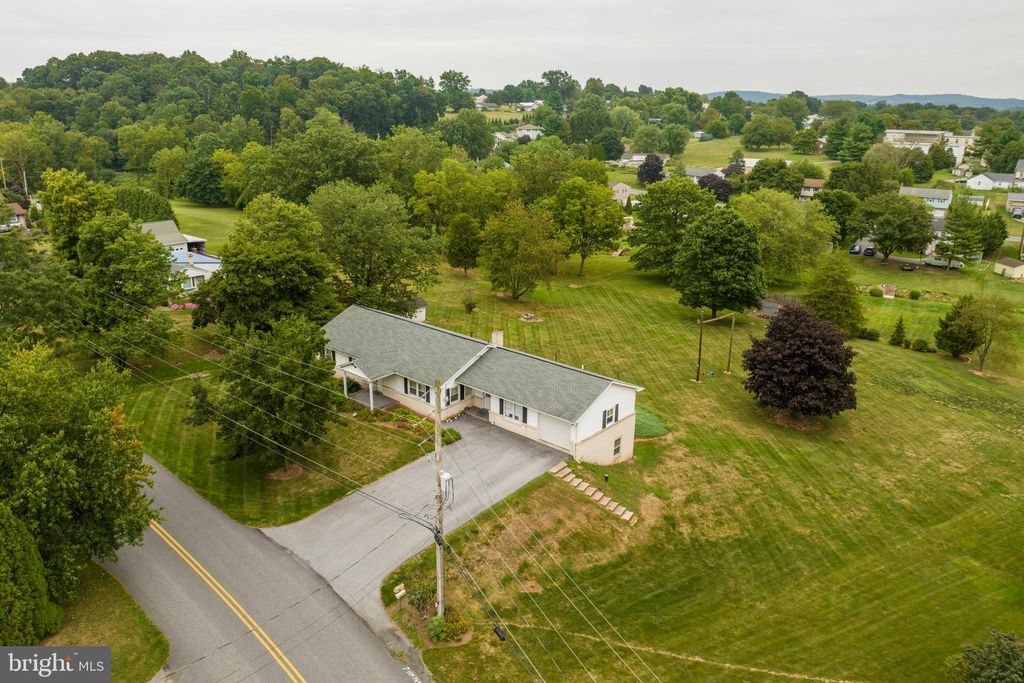 Photo of 1042 Beam Road, Denver, PA 17517 (MLS # PALA2042202)