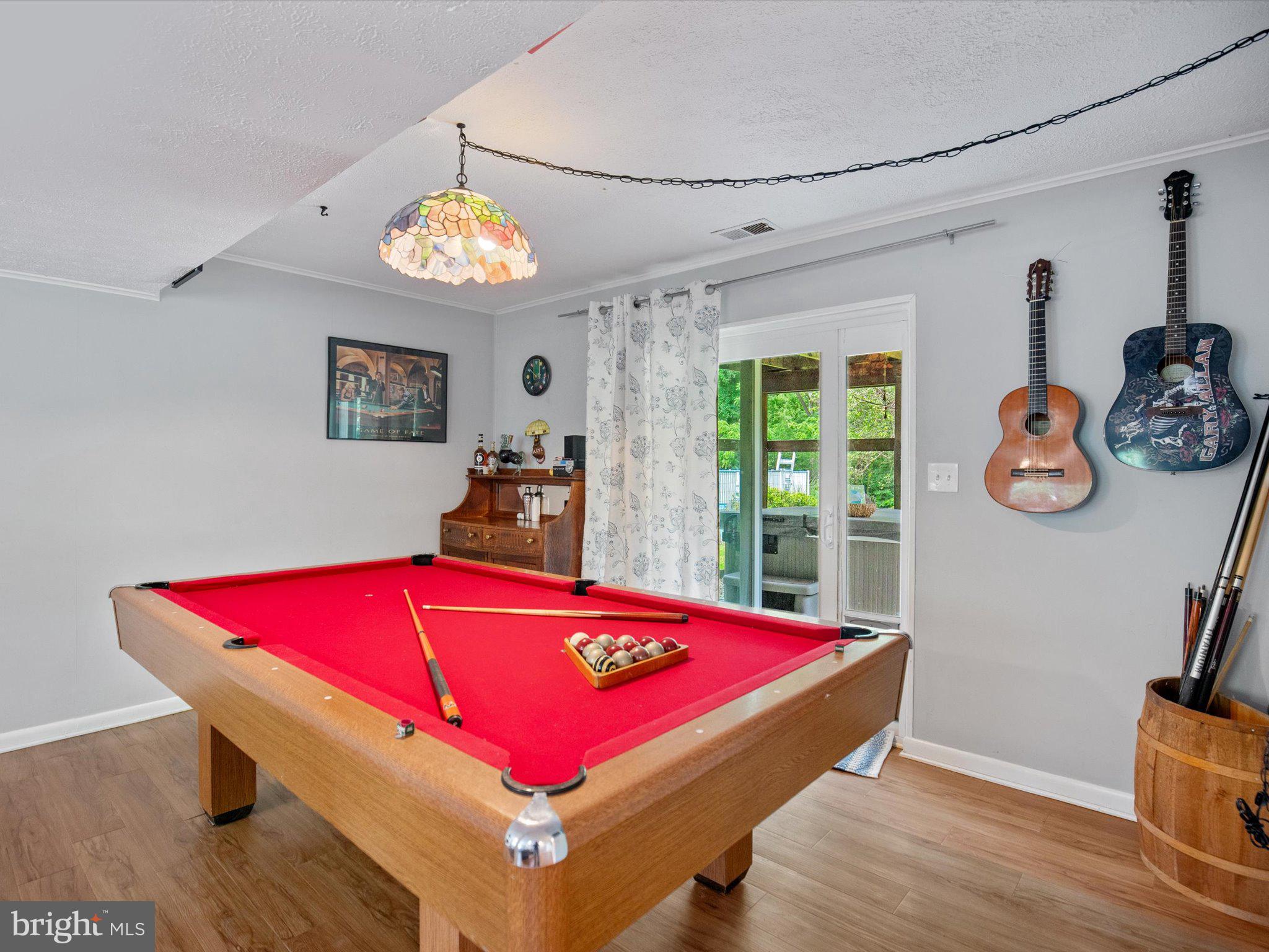 LOTHIAN WOODS - Residential