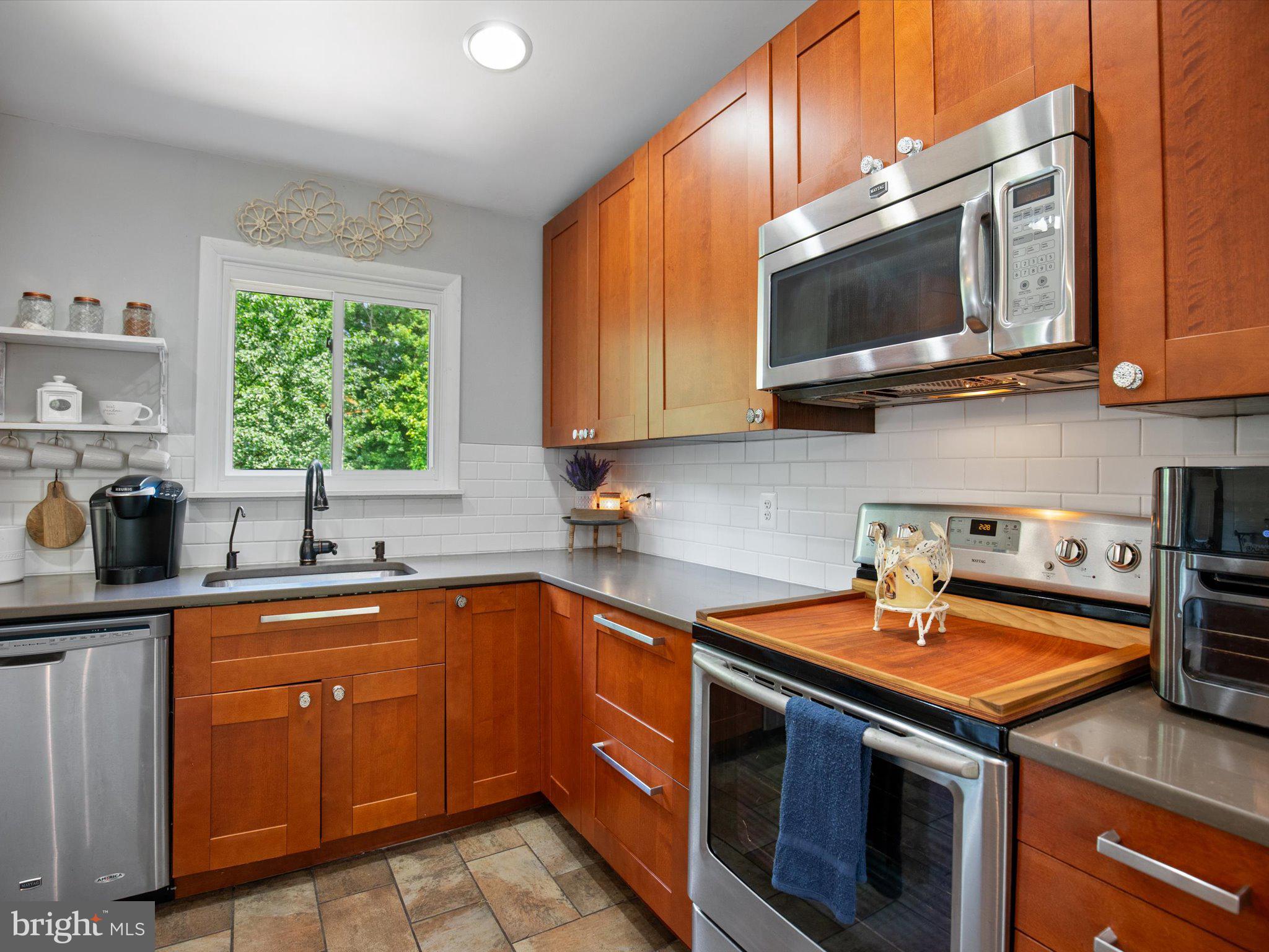 LOTHIAN WOODS - Residential