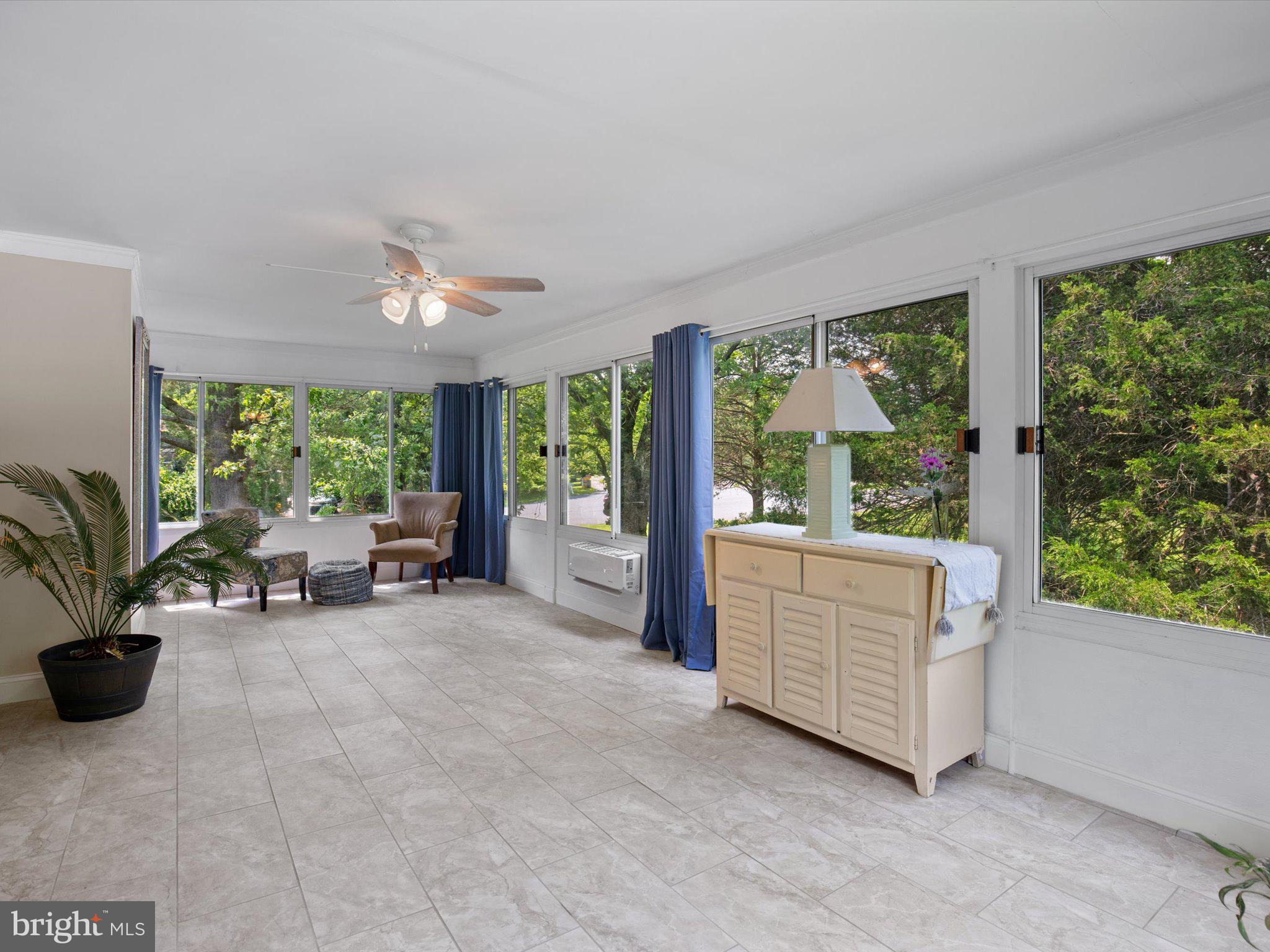 LOTHIAN WOODS - Residential