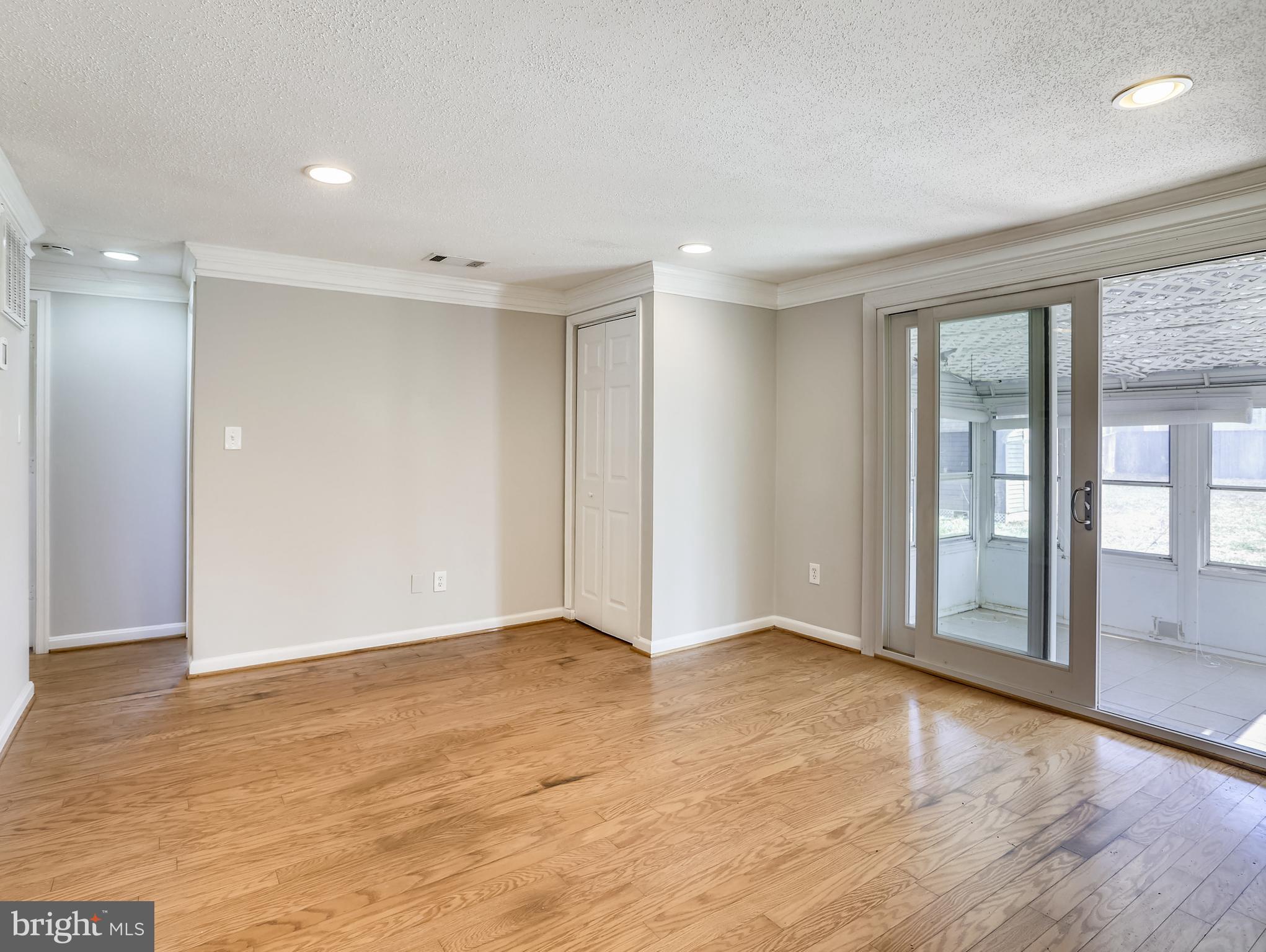 GLEN GARDENS - Residential