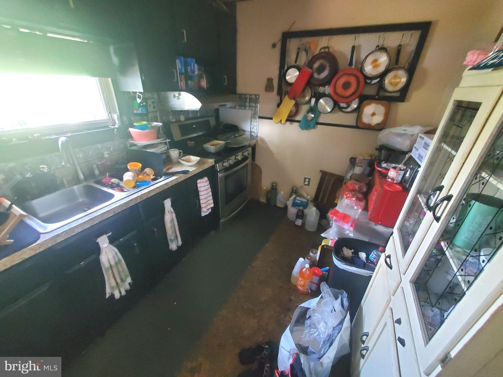 Photo of 301 ESSEX ST, MARIETTA, PA 17547 (MLS # PALA2038478)