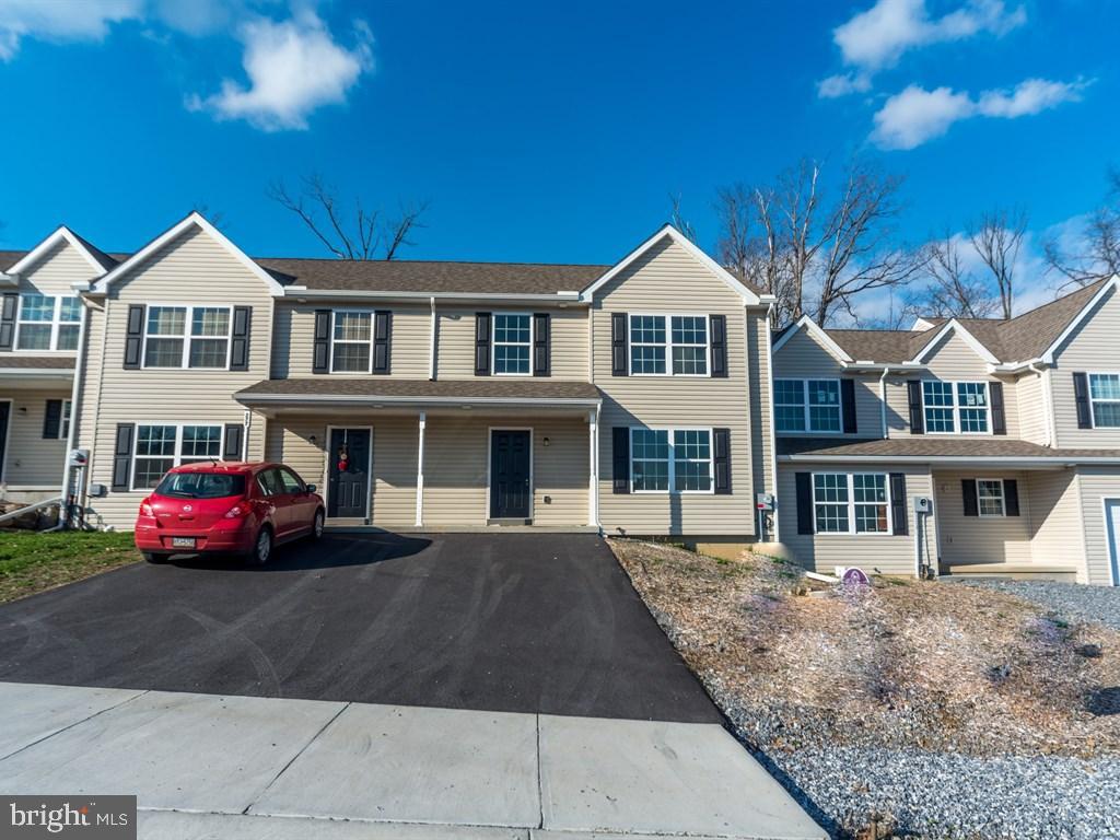 WILDFLOWER RIDGE - Residential