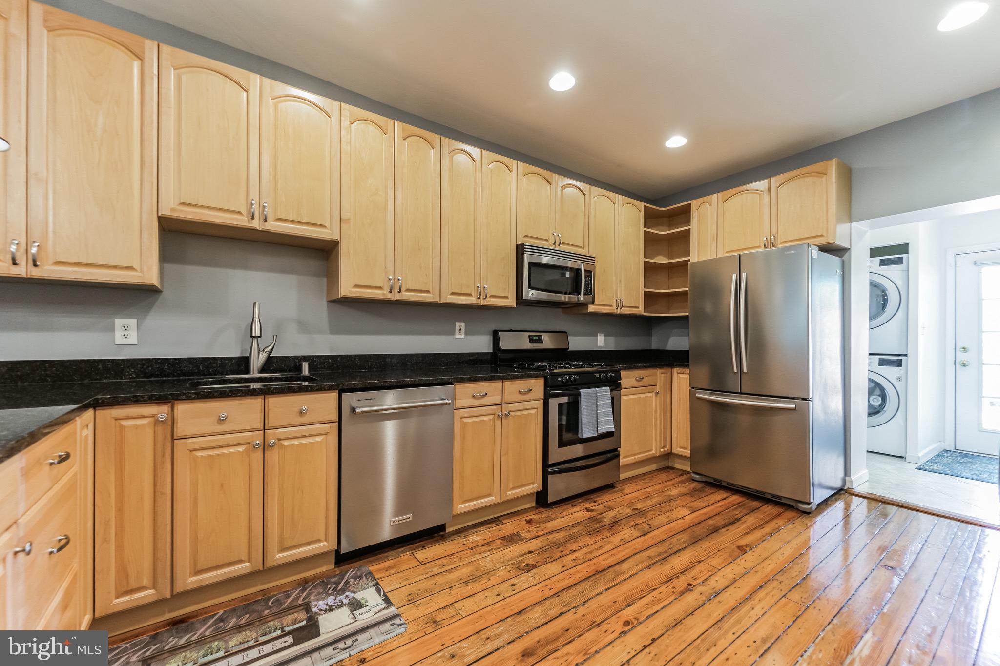 HAMPDEN HISTORIC DISTRICT - Residential