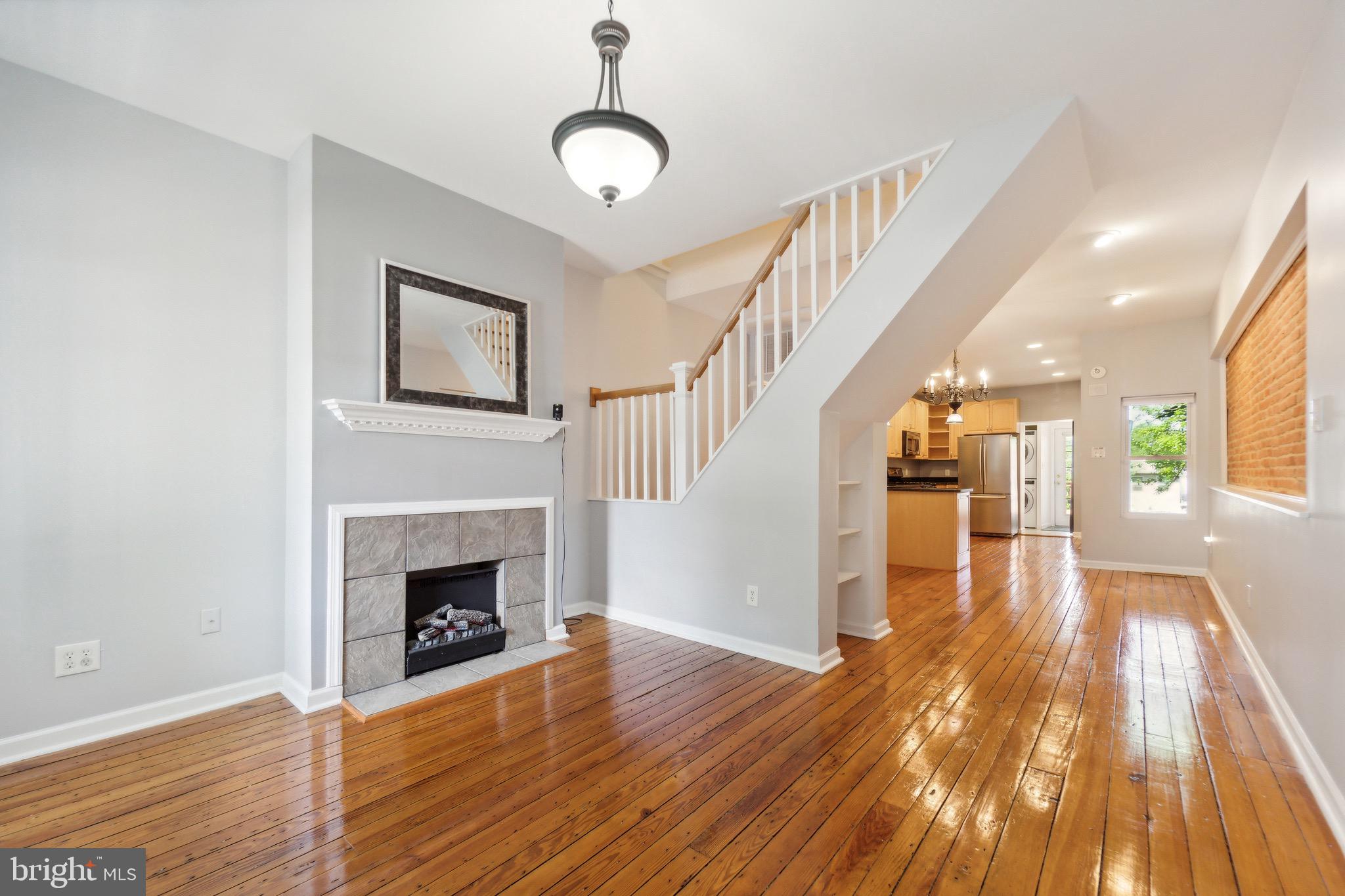 HAMPDEN HISTORIC DISTRICT - Residential