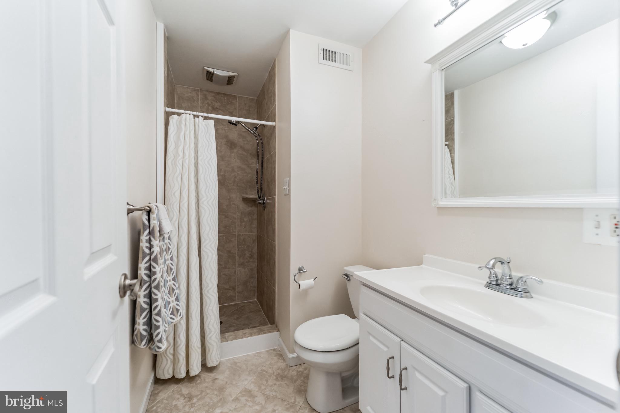 HAMPDEN HISTORIC DISTRICT - Residential