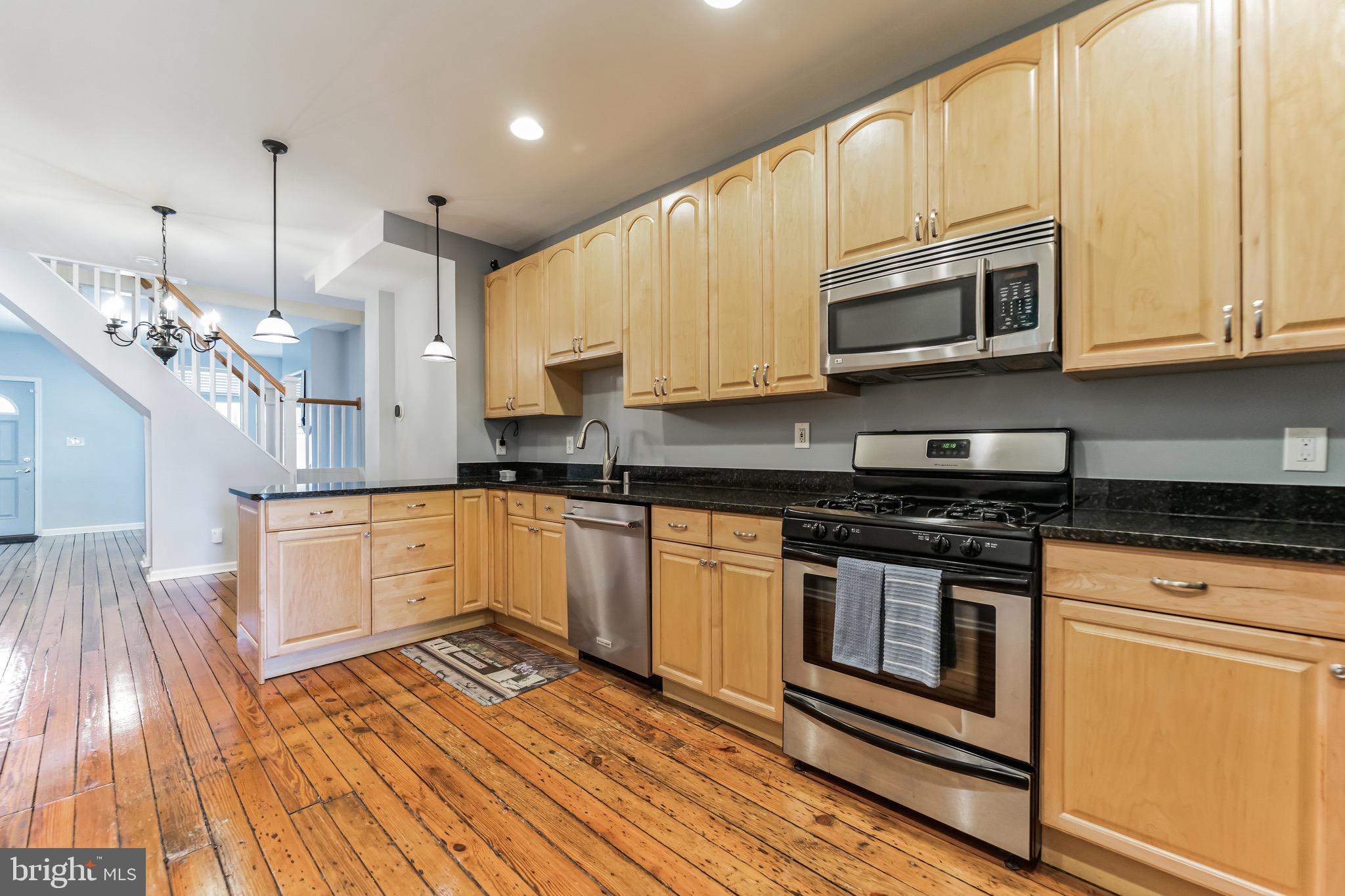 HAMPDEN HISTORIC DISTRICT - Residential