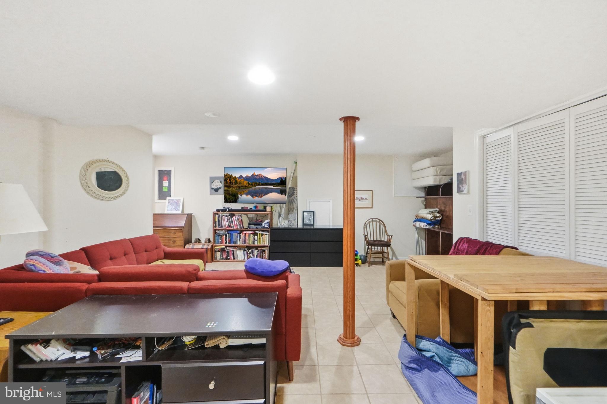 ROLLING TERRACE - Residential