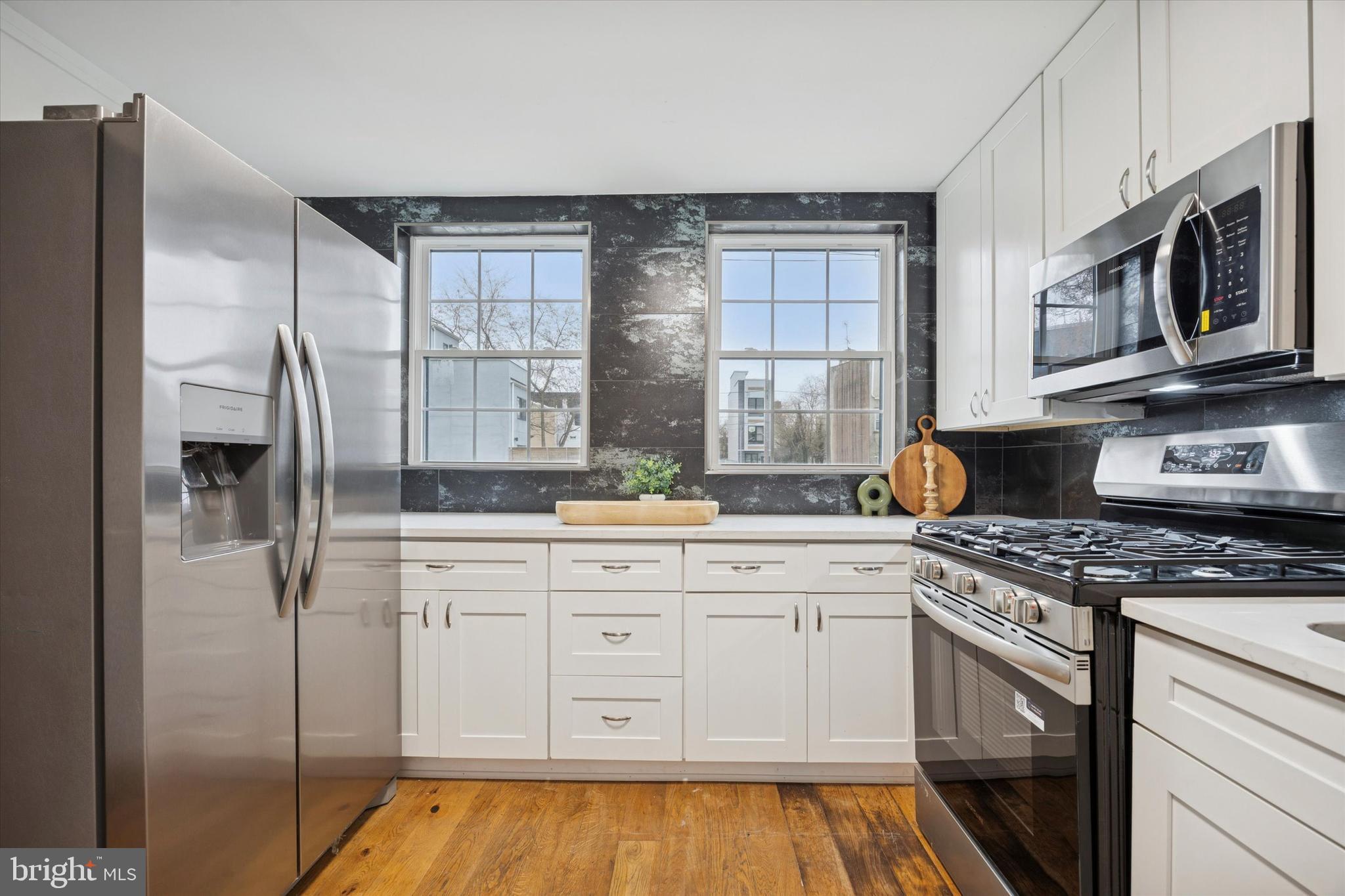 NORRIS SQUARE - Residential