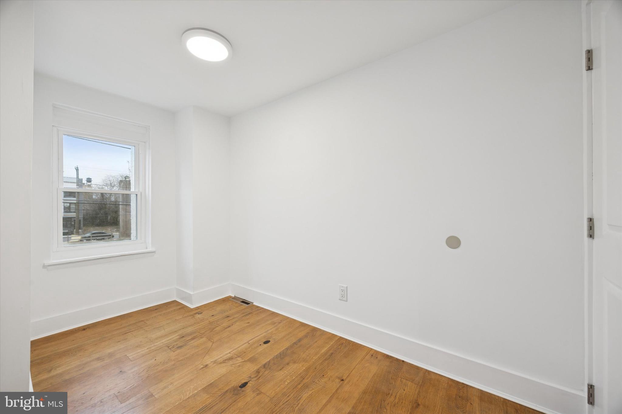 NORRIS SQUARE - Residential