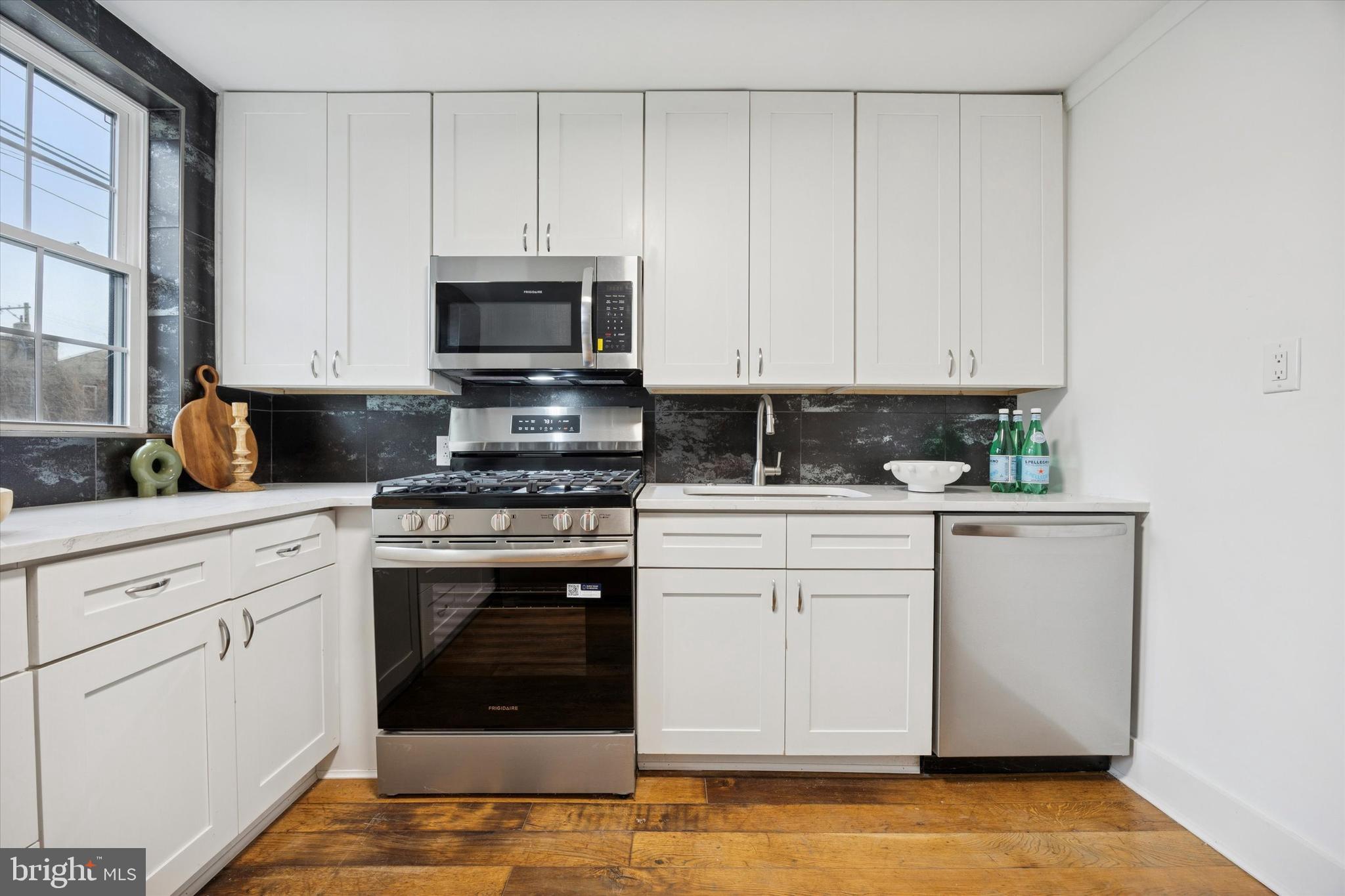 NORRIS SQUARE - Residential