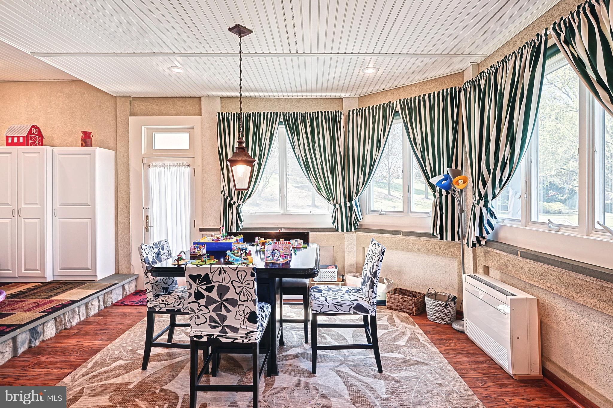 ROSENMILLER FARMS - Residential