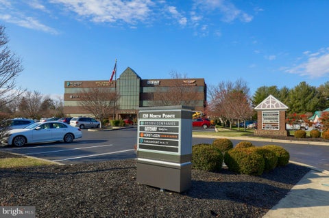 Photo of 120 N Pointe Boulevard, LANCASTER, PA 17601 (MLS # PALA2097136)