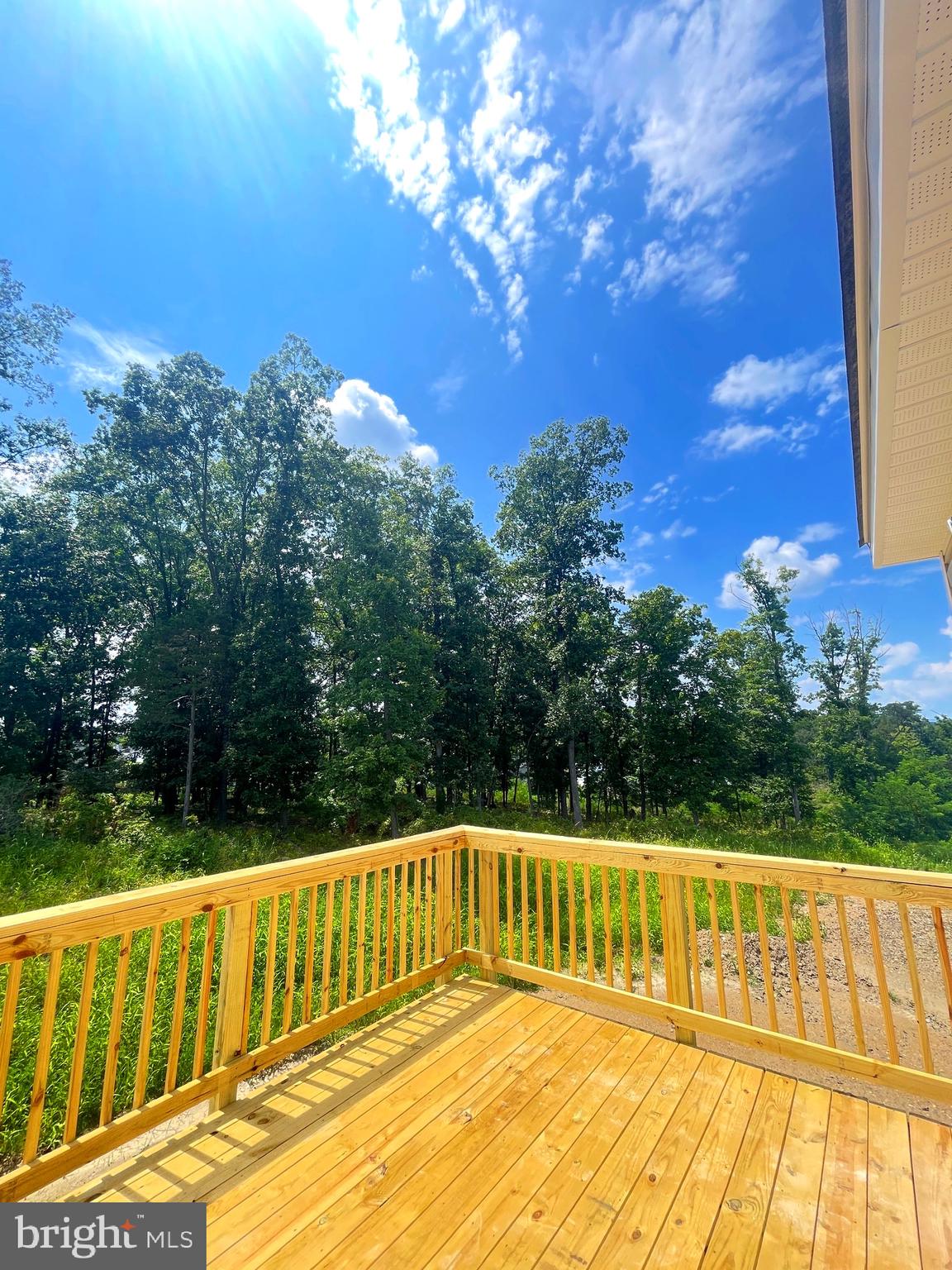 NADENBOUSCH PINES - Residential