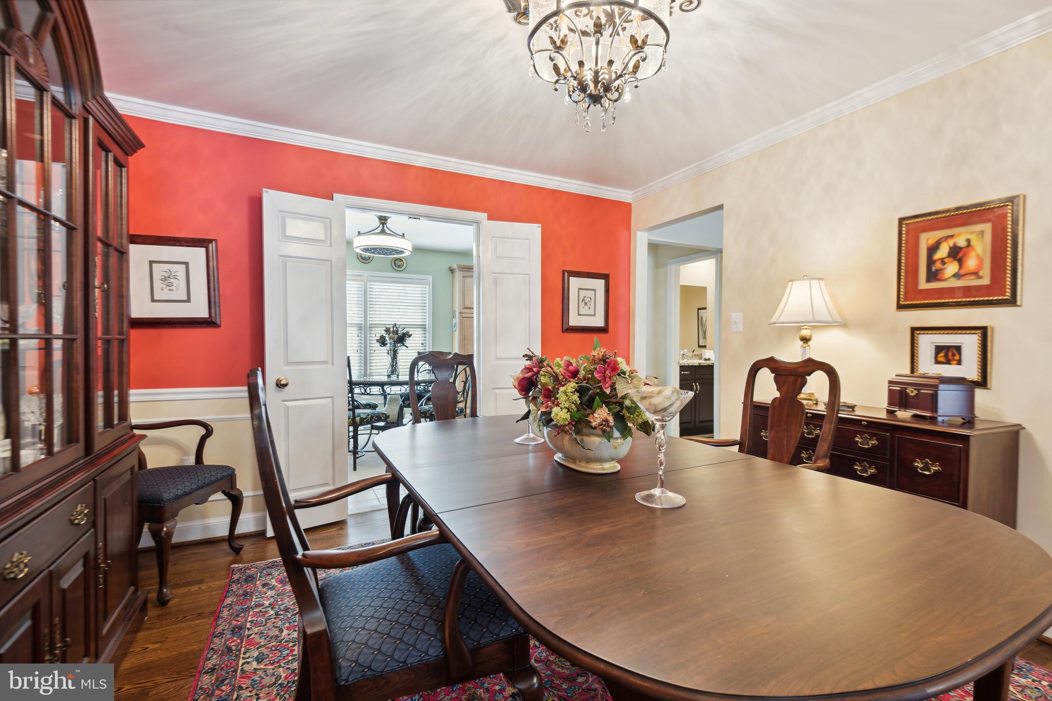 FOREST HILLS - Residential