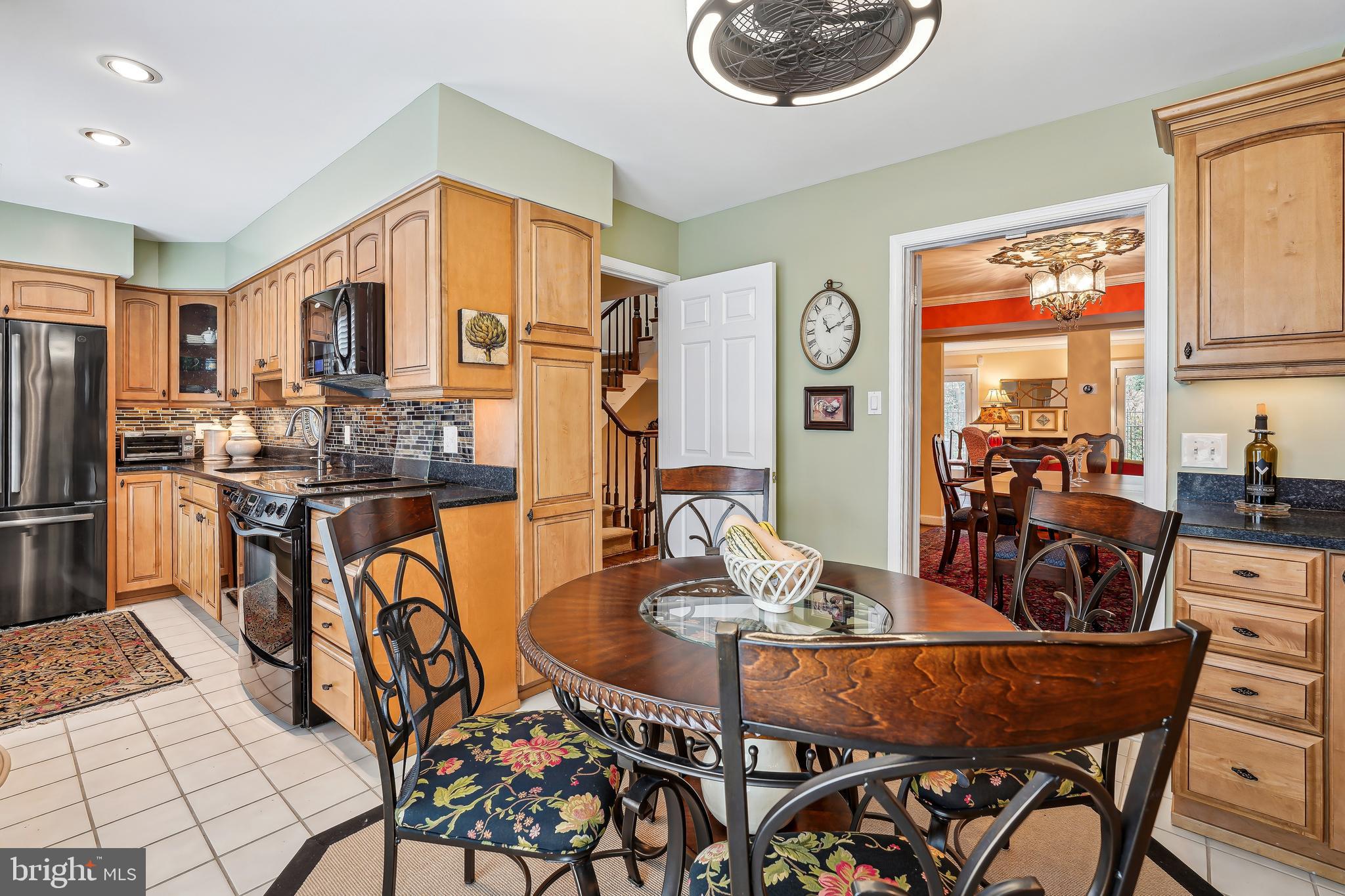 FOREST HILLS - Residential