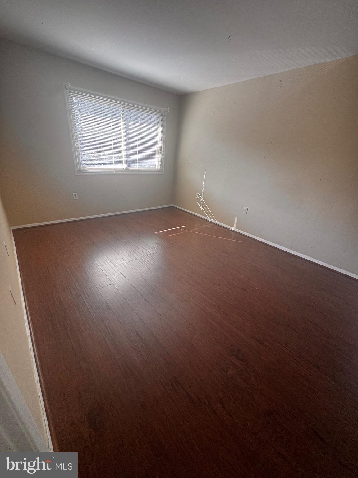 OCCOQUAN RIDGE CONDO - Residential